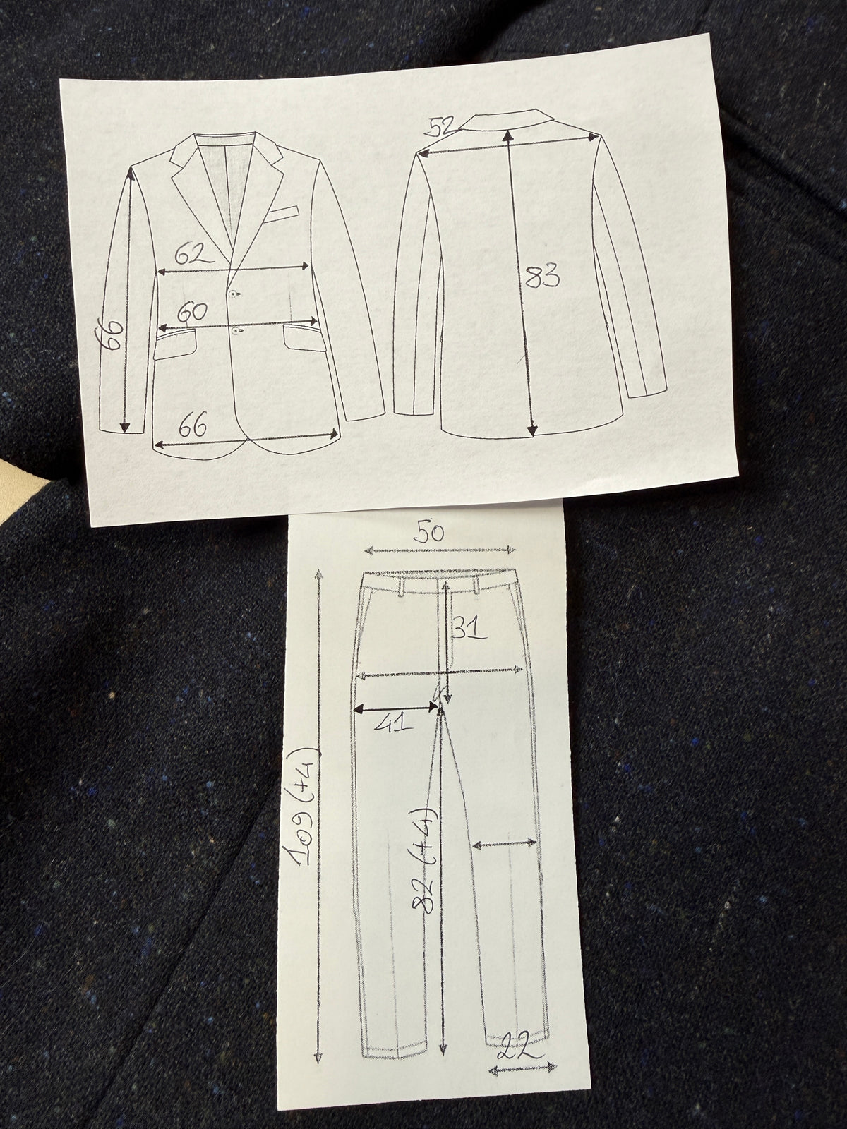 Completo Cerruti in lana e cashmere bottonato effetto donegal - tg. 56