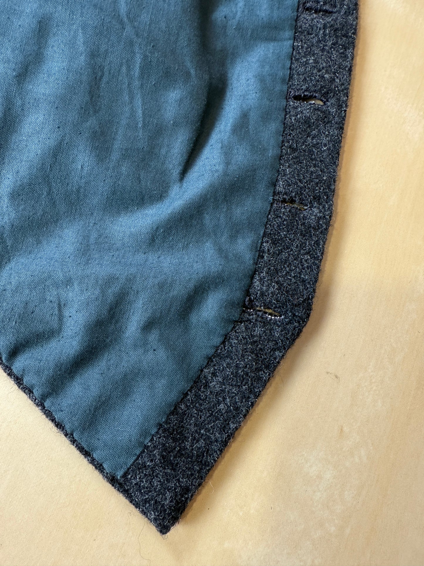 Panciotto sartoriale in tweed grigio antracite