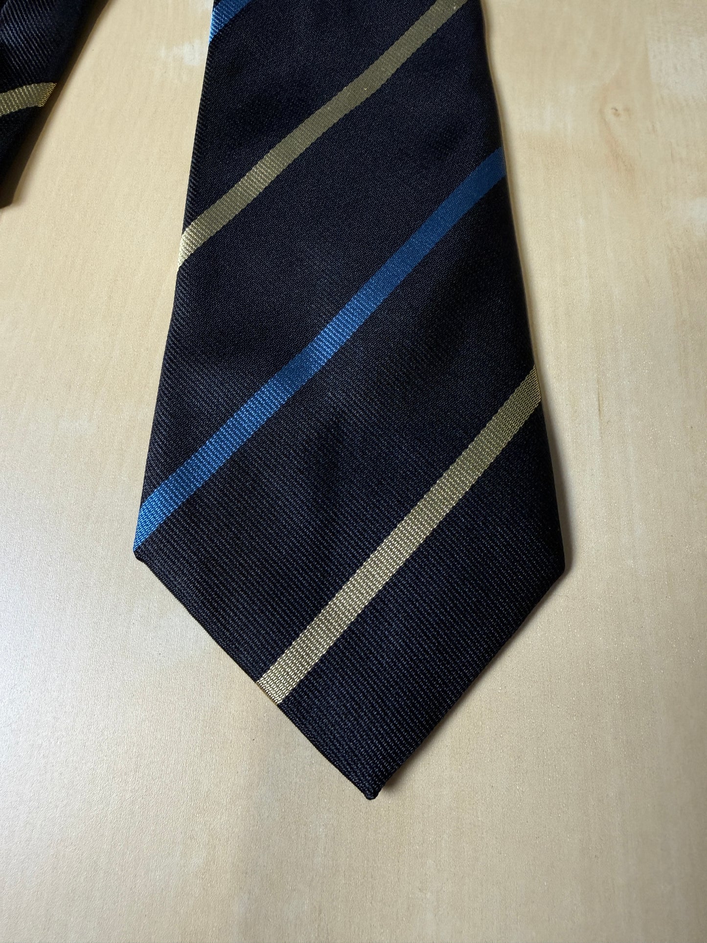 Cravatta regimental navy blu e oro