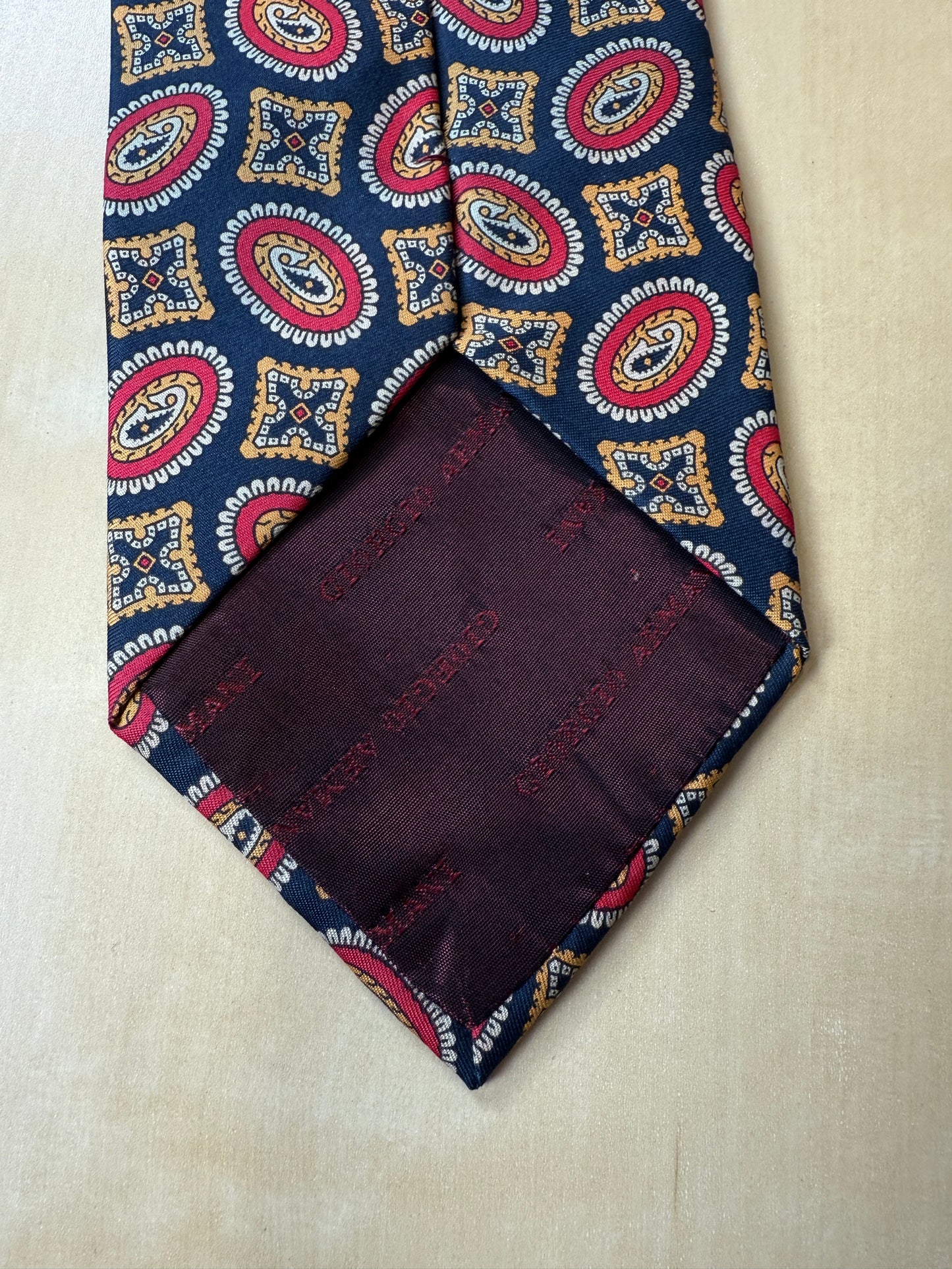 Cravatta Armani fantasia medaglioni