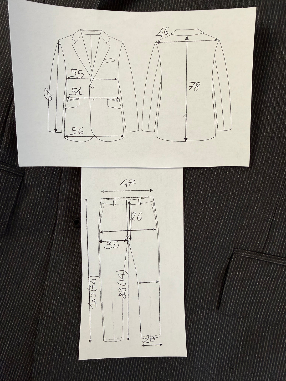 Completo Corneliani lana e seta antracite gessato - tg. 50/52