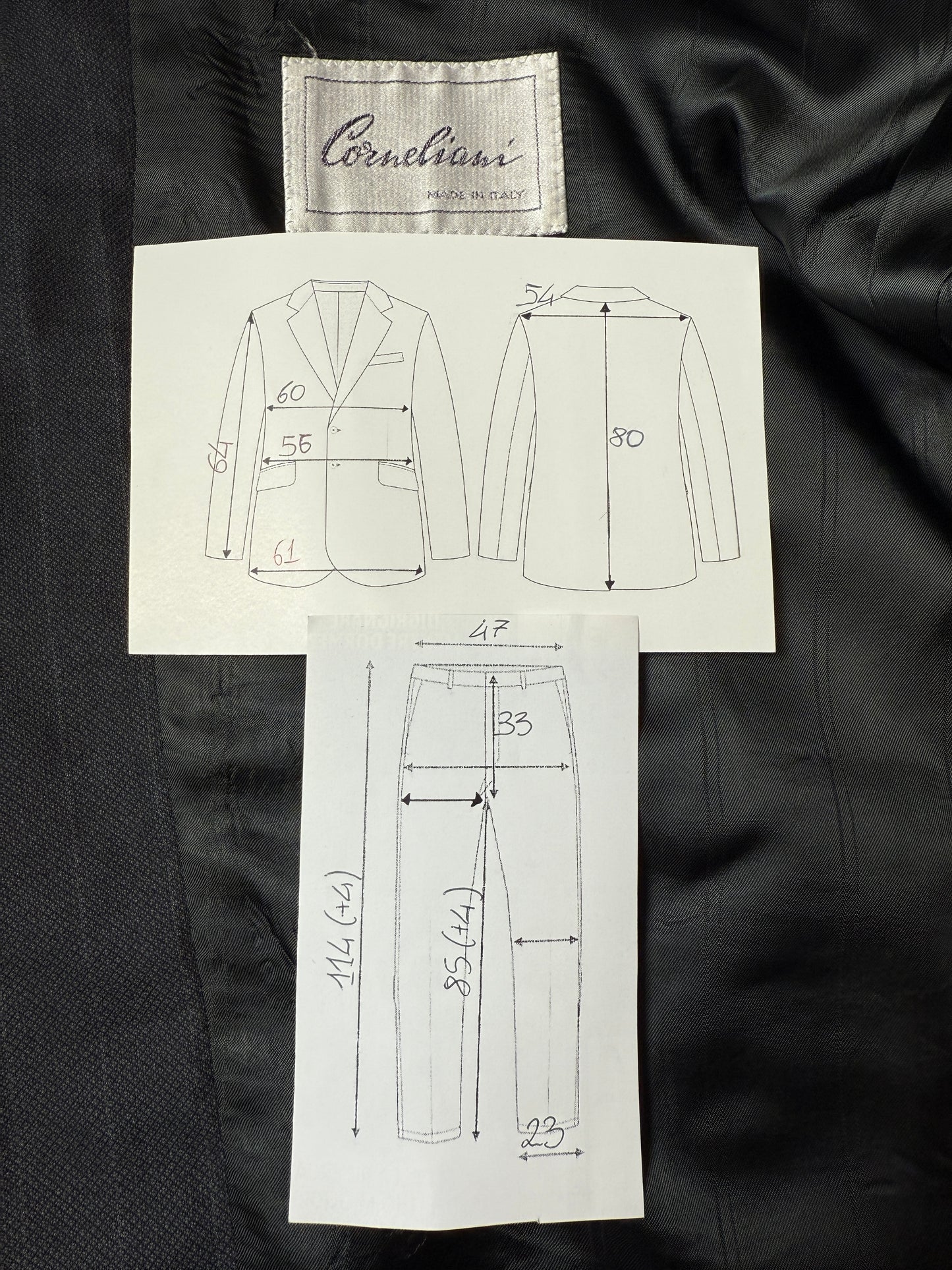 Completo doppiopetto Corneliani anni ‘80 in lana e seta - tg. 52/54