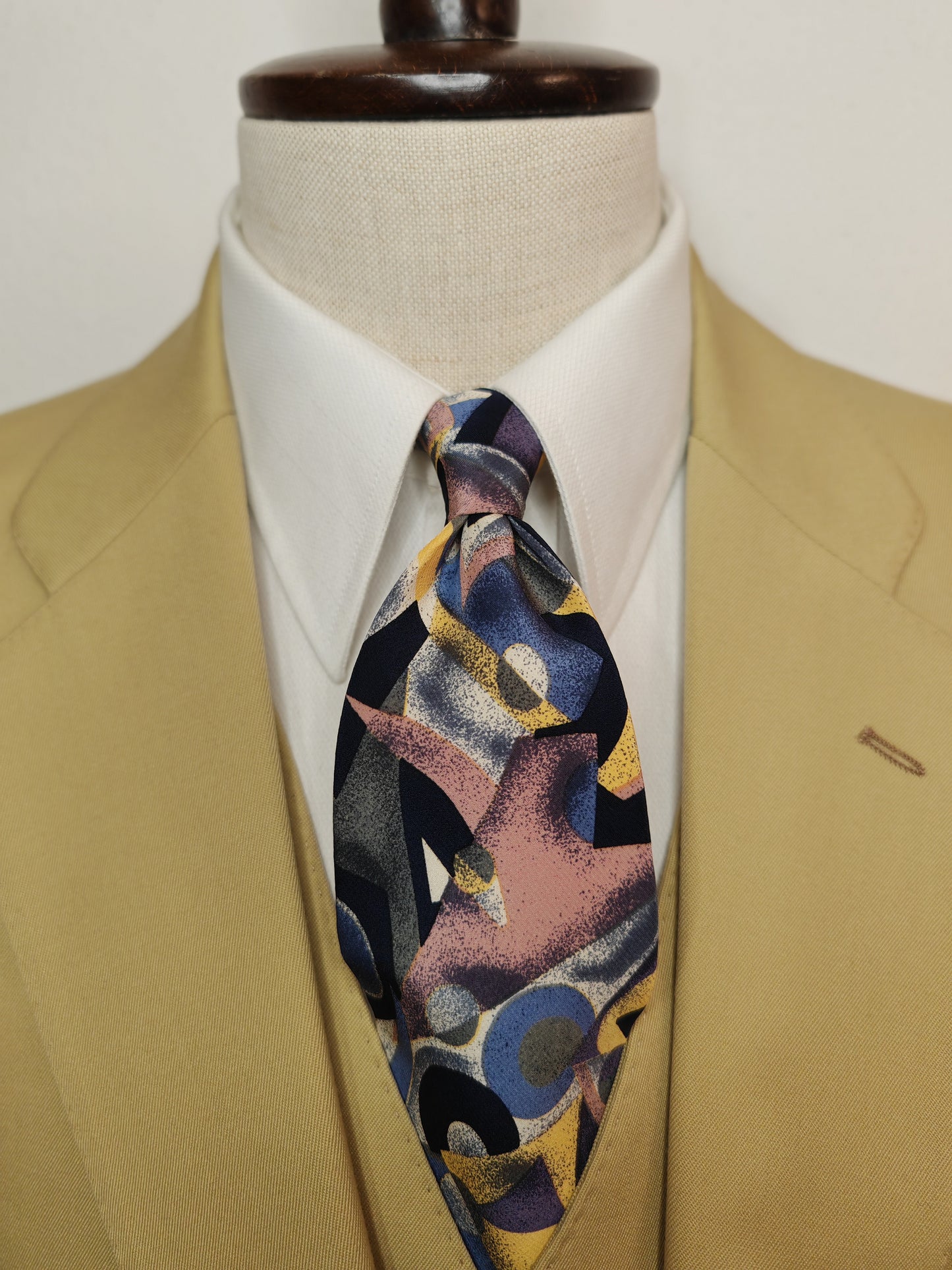 Tie with abstract pattern