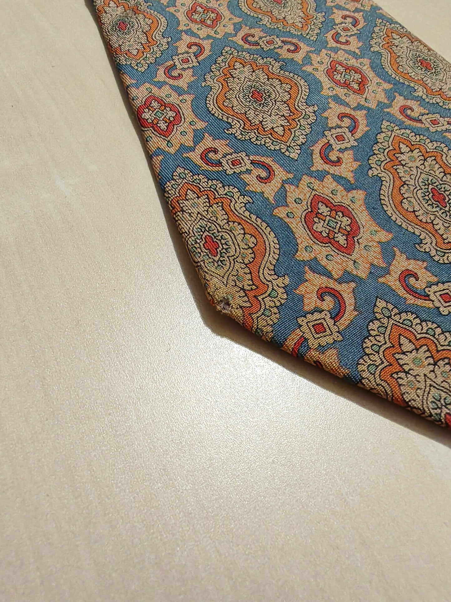 Cravatta Etro motivo barocco