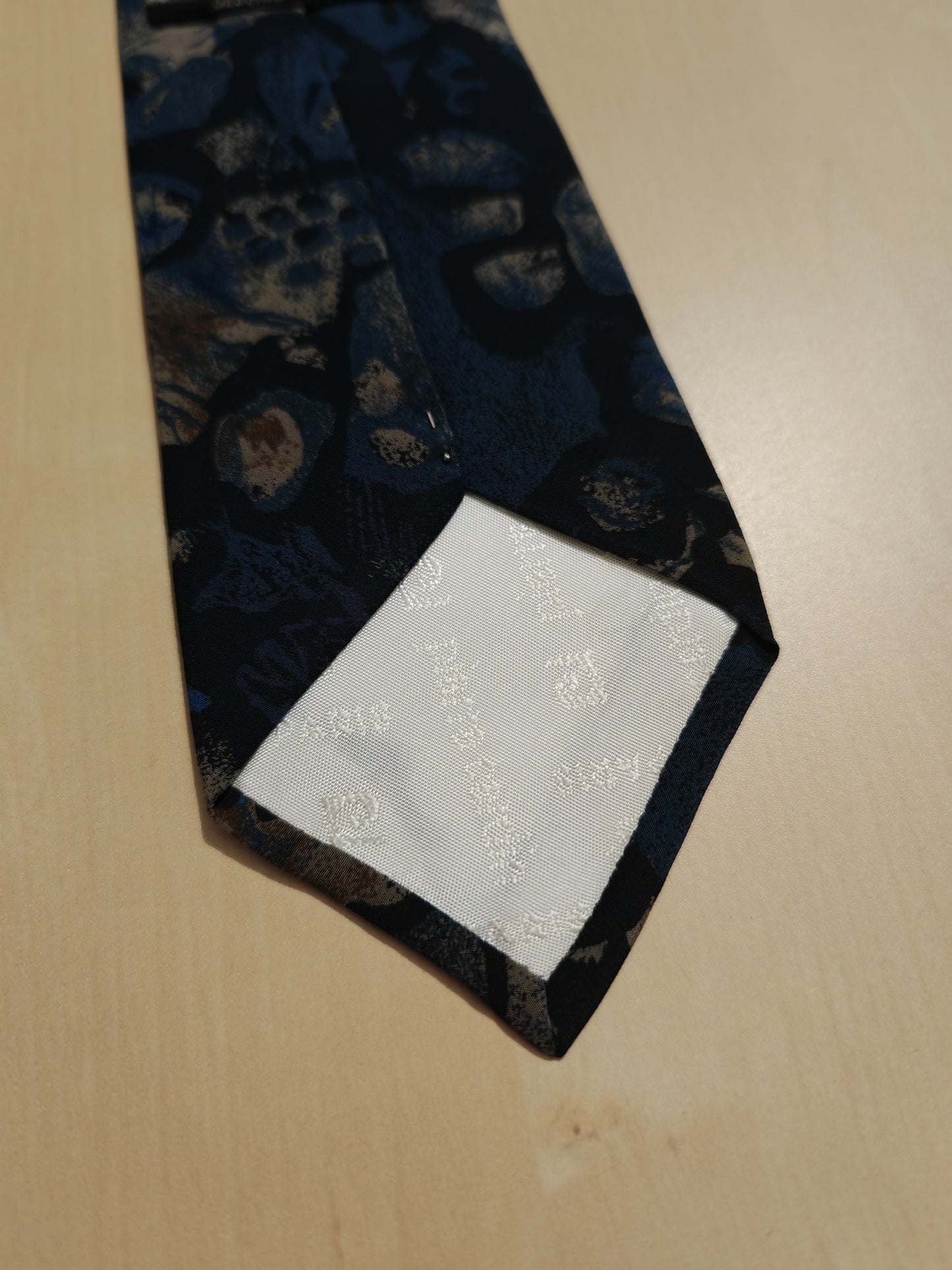 Cravatta Pierre Cardin blu fantasia astratta