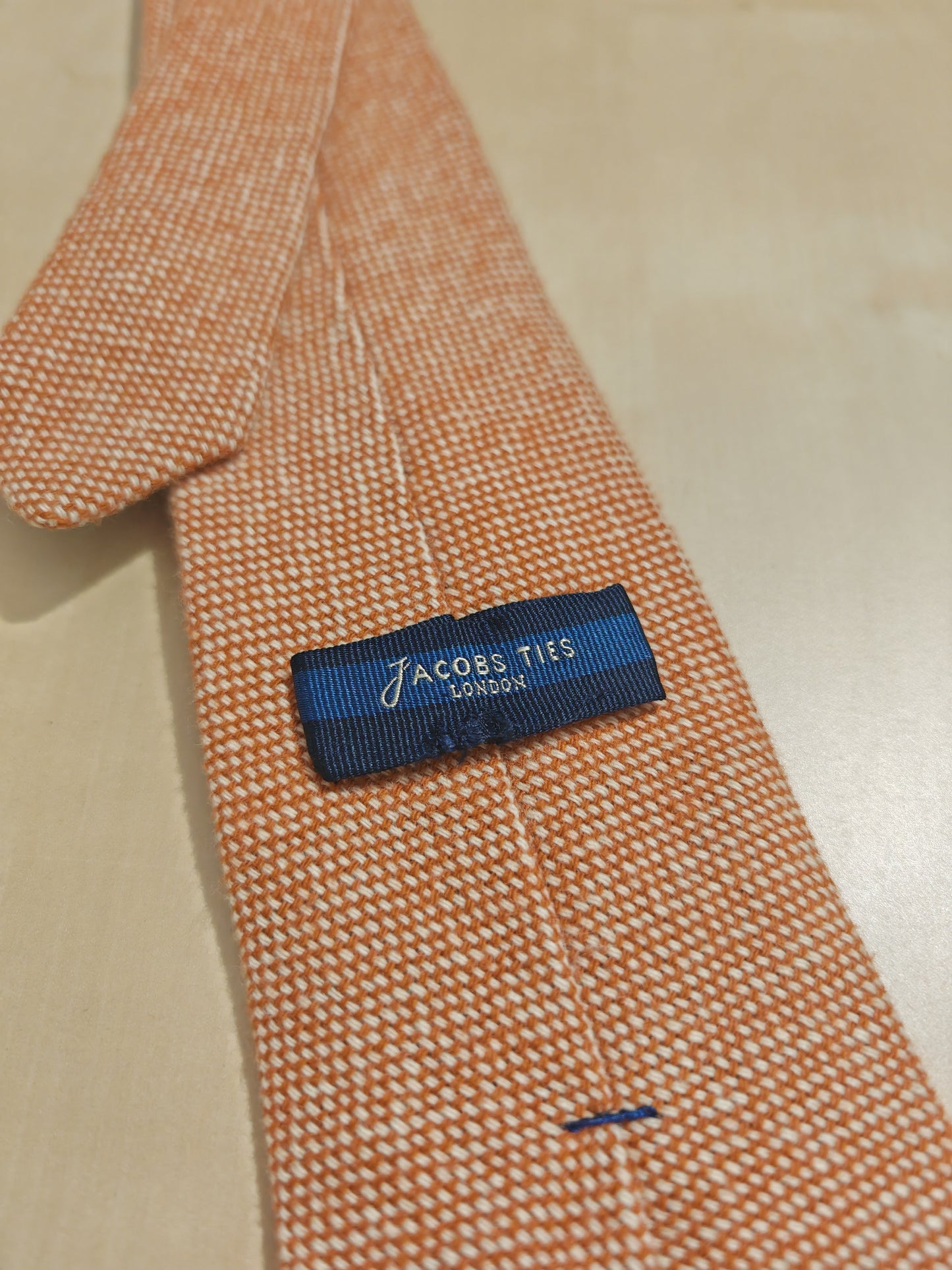 Cravatta in lana e cashmere arancione
