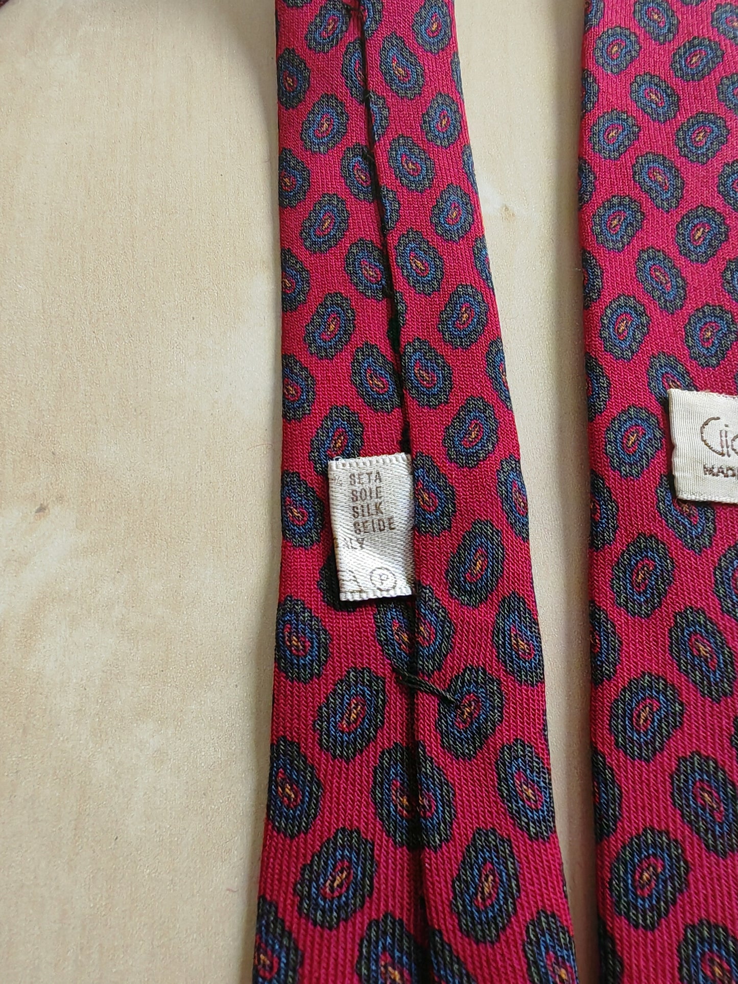 Cravatta Versace vintage in misto lana e seta