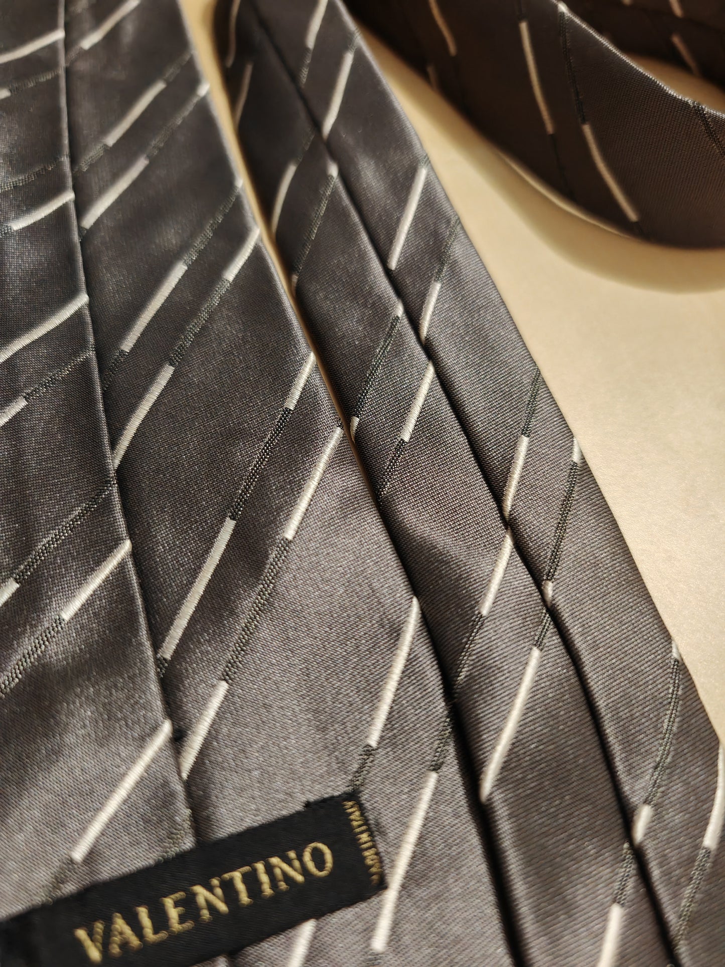 Cravatta Valentino argento a righe