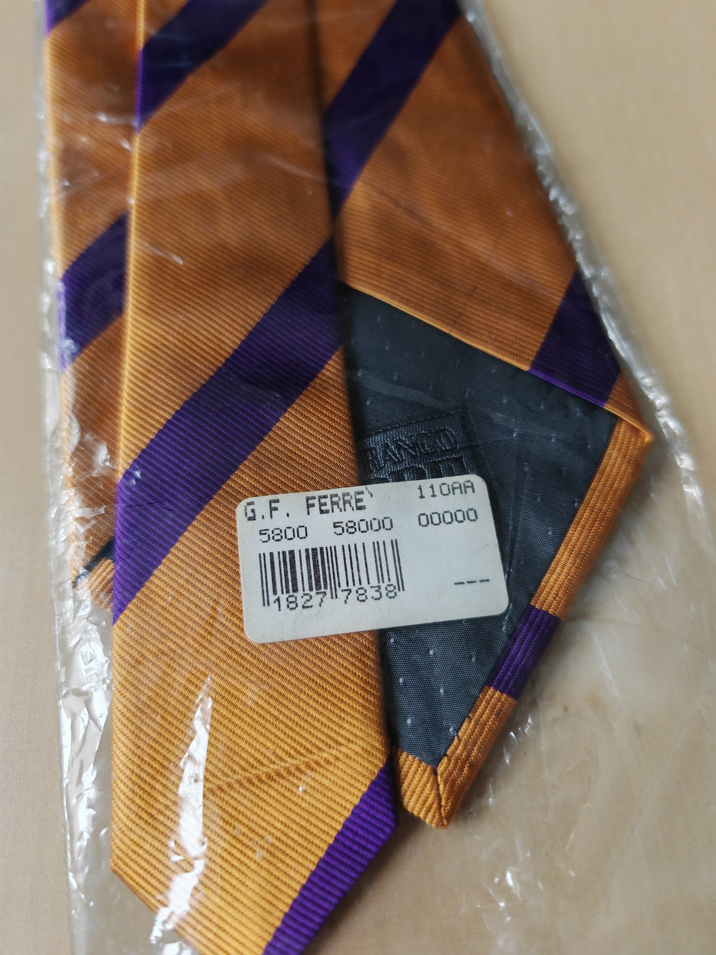 Cravatta Gianfranco Ferrè regimental giallo e viola (nuova)