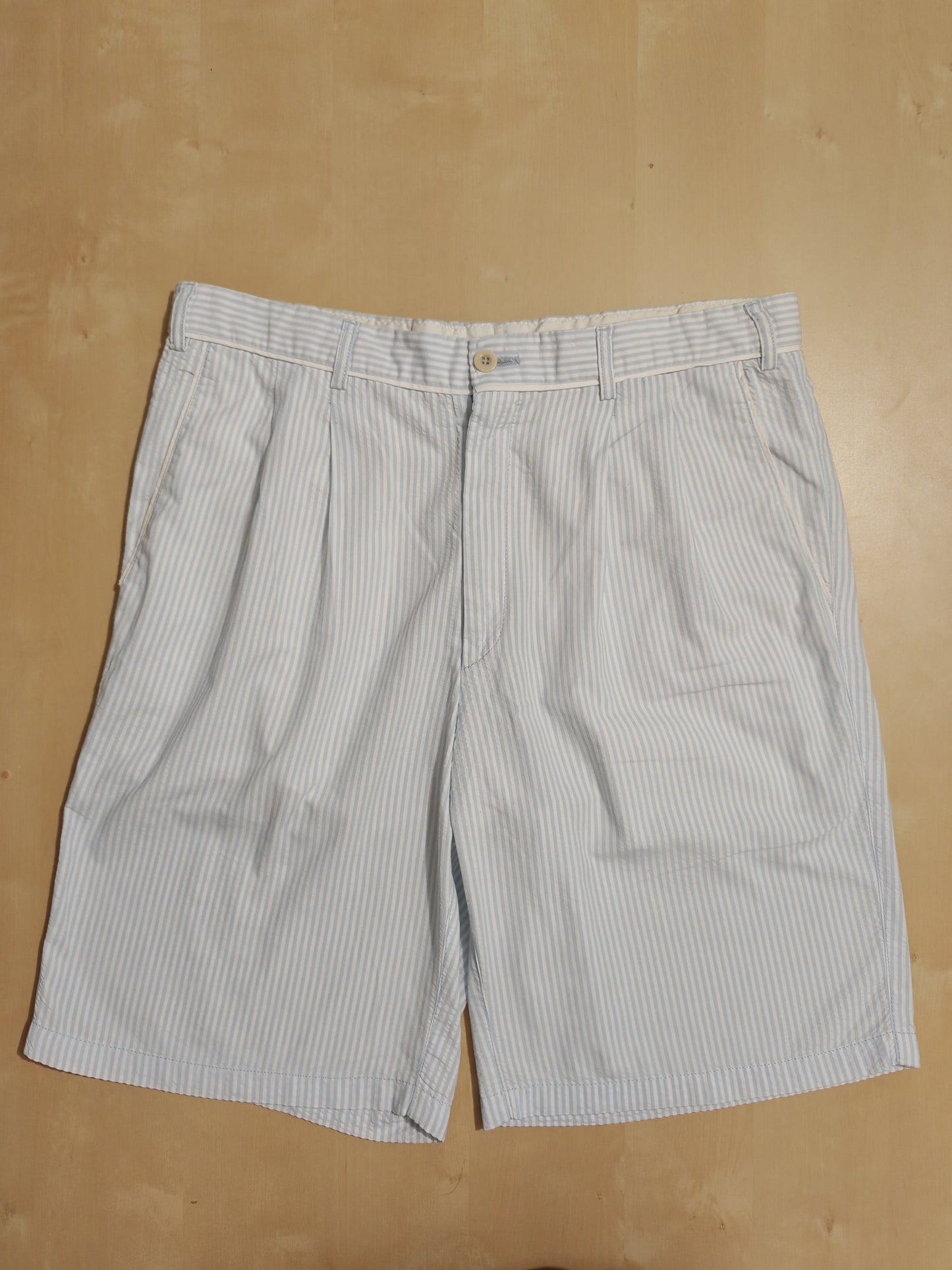 Brioni seersucker shorts - size 48