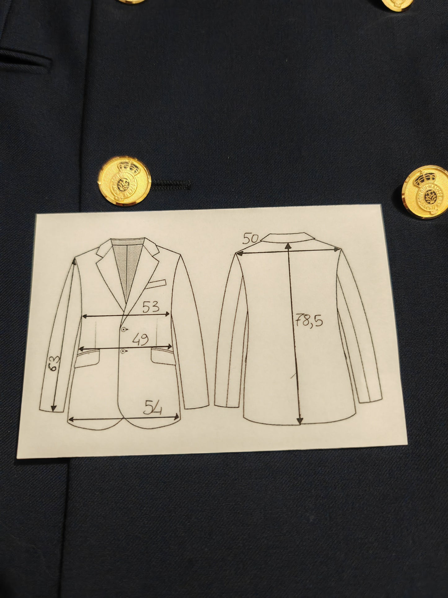 Blazer doppiopetto navy con bottoni dorati a stemma Order of the Garter - tg. 48