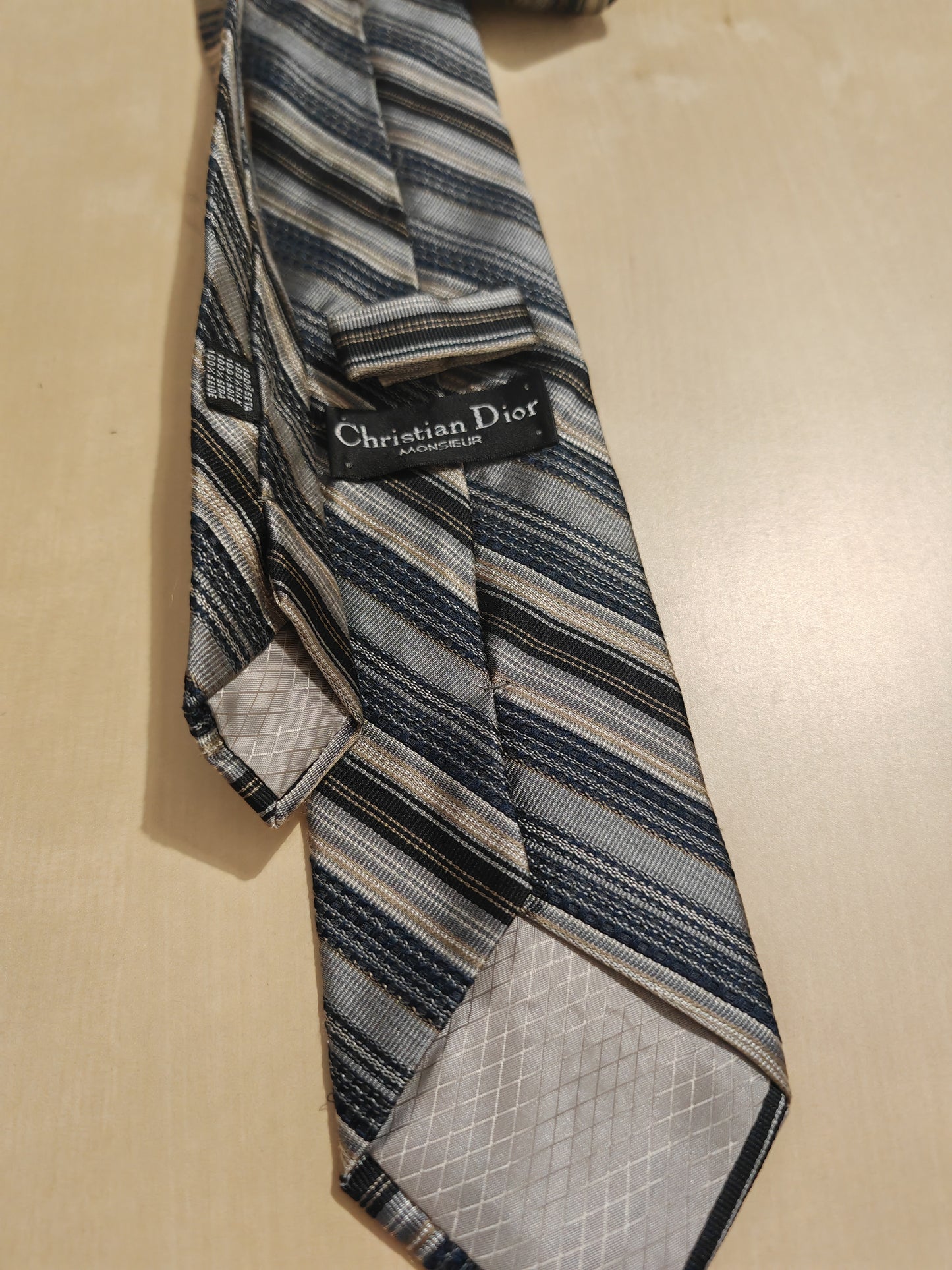 Cravatta Dior a righe