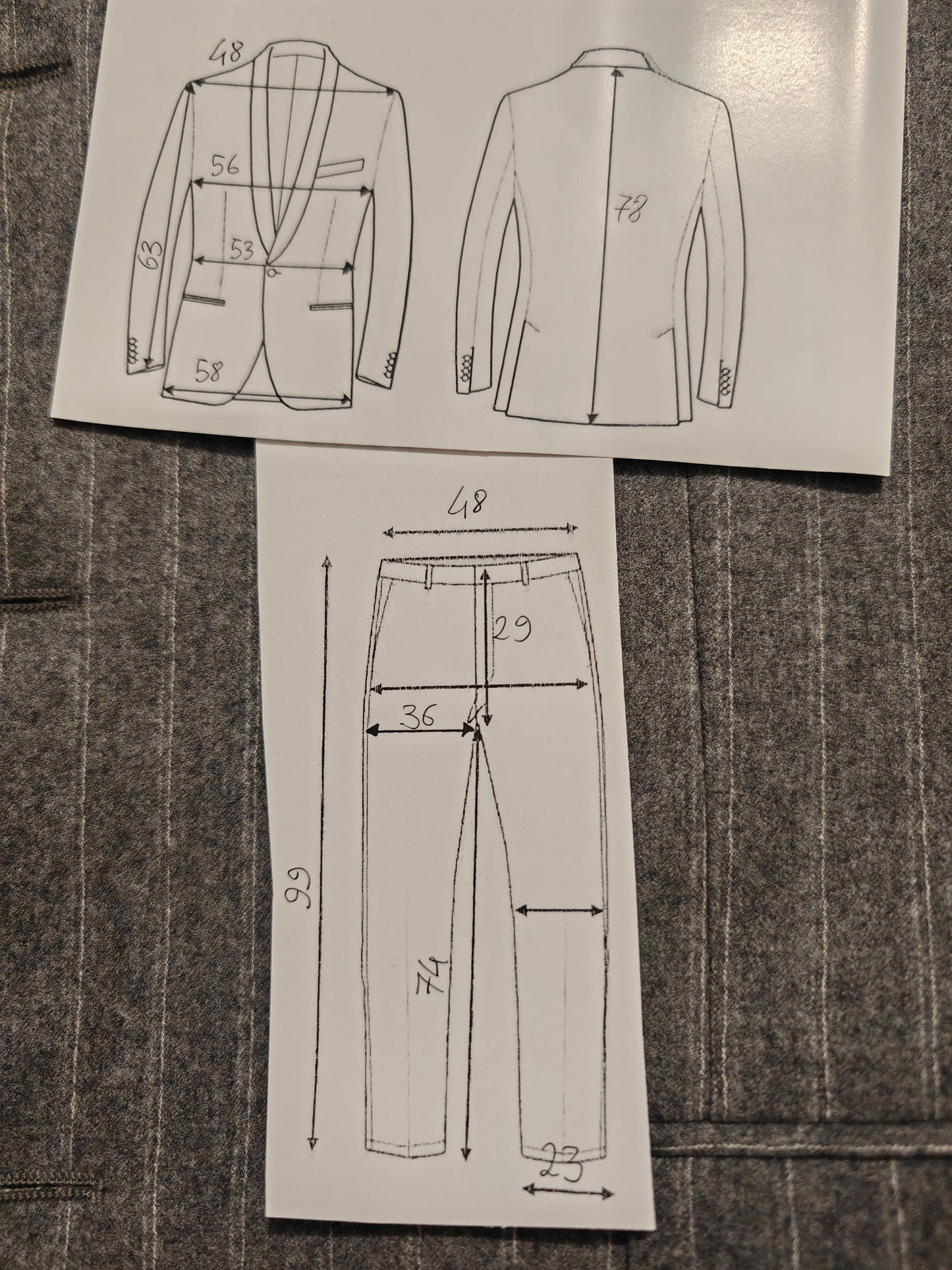 Completo gessato in flanella grigia - tg. 52