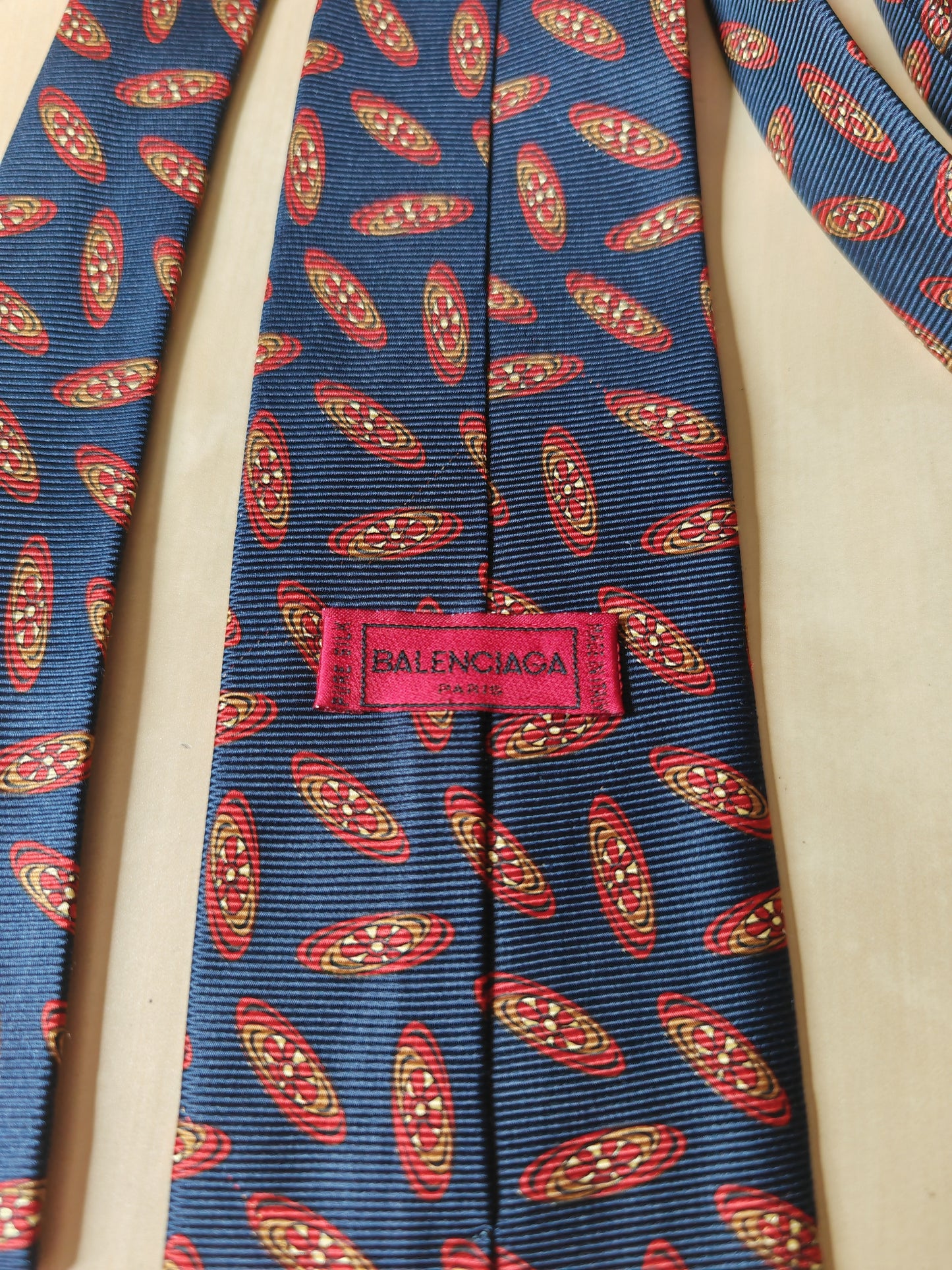 Balenciaga ribbed tie