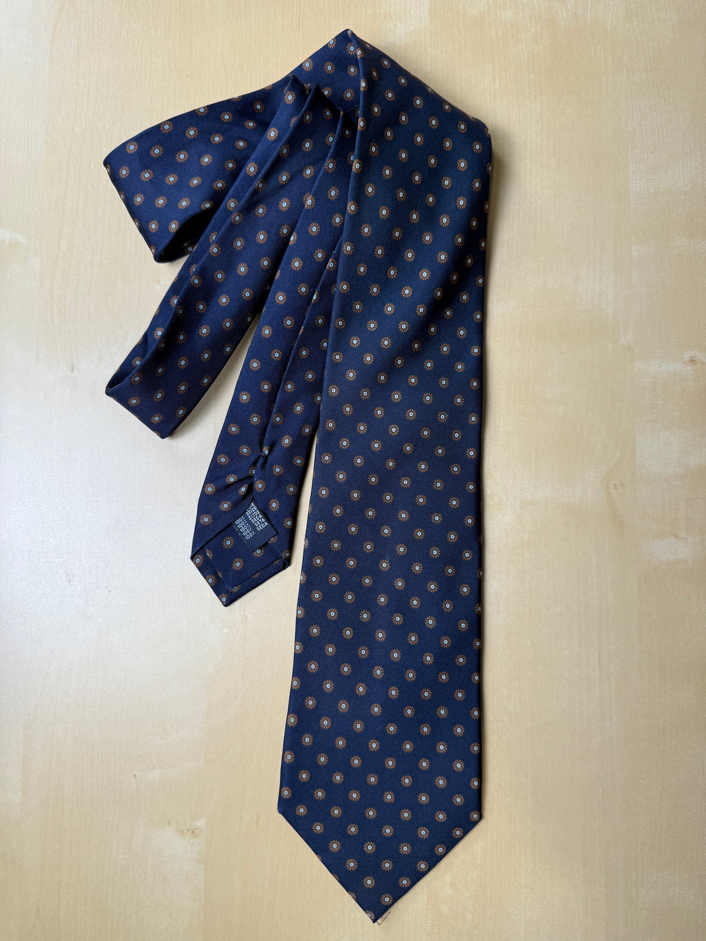 Cravatta Marinella micro fantasia rosette