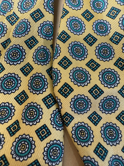 Papillon giallo micro fantasia verde e blu - collo >42