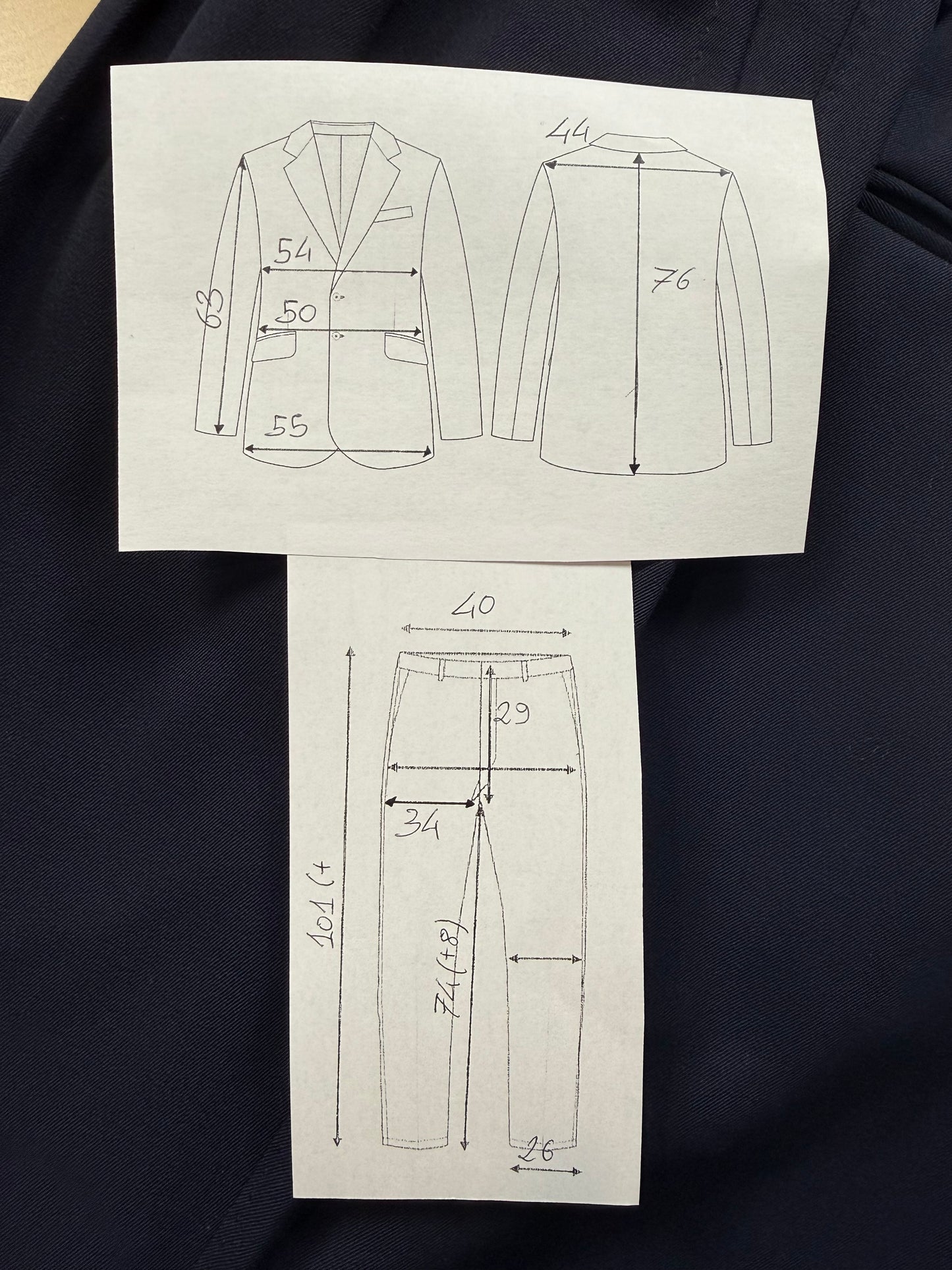 Completo doppiopetto anni '70/'80 twill lana pettinata blu - tg. 48