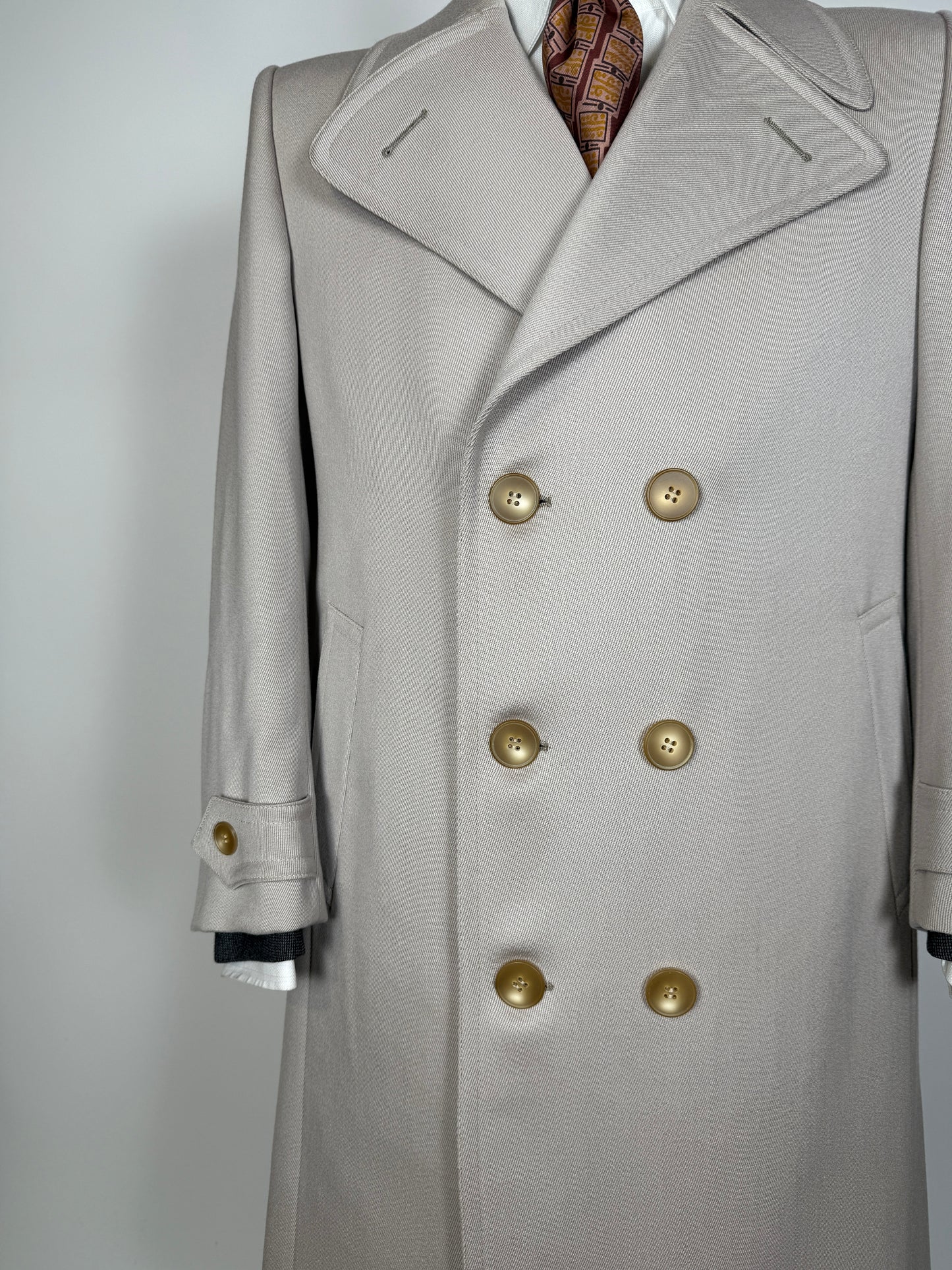Cappotto doppiopetto anni ‘70 in twill di lana color avorio - tg. 46-48