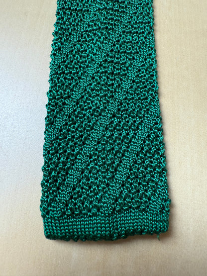 Cravatta in maglia di seta verde smeraldo