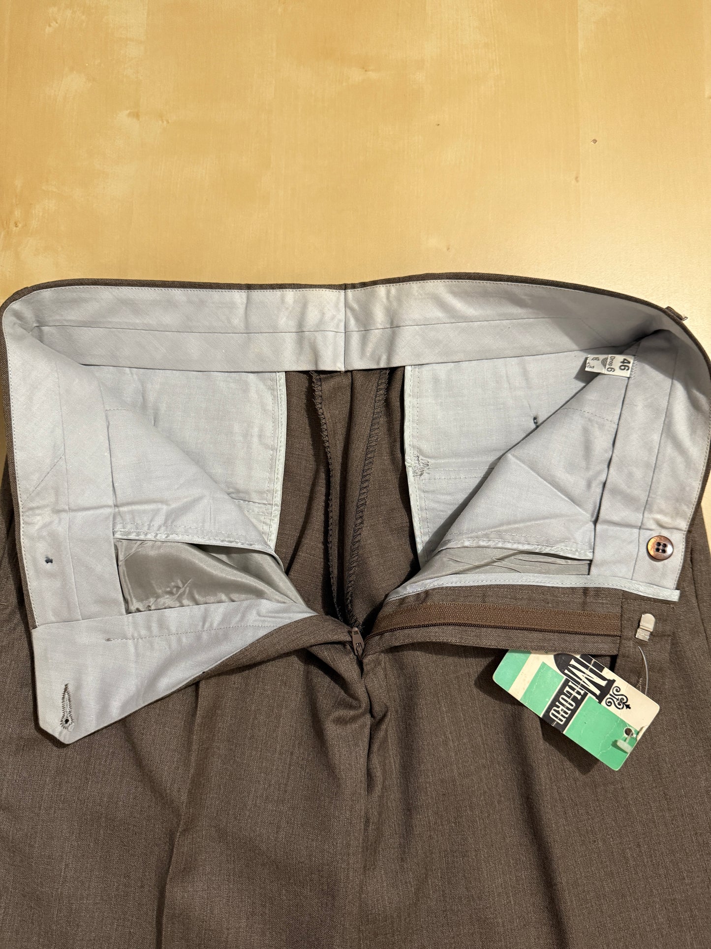 Pantalone anni ‘80 fresco lana marrone (NOS) - tg. 46