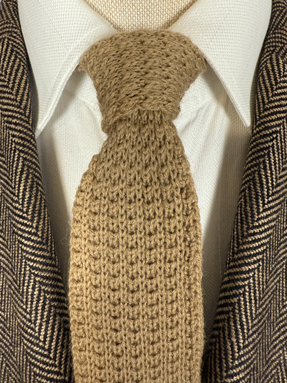 Cravatta in maglia di lana color nocciola