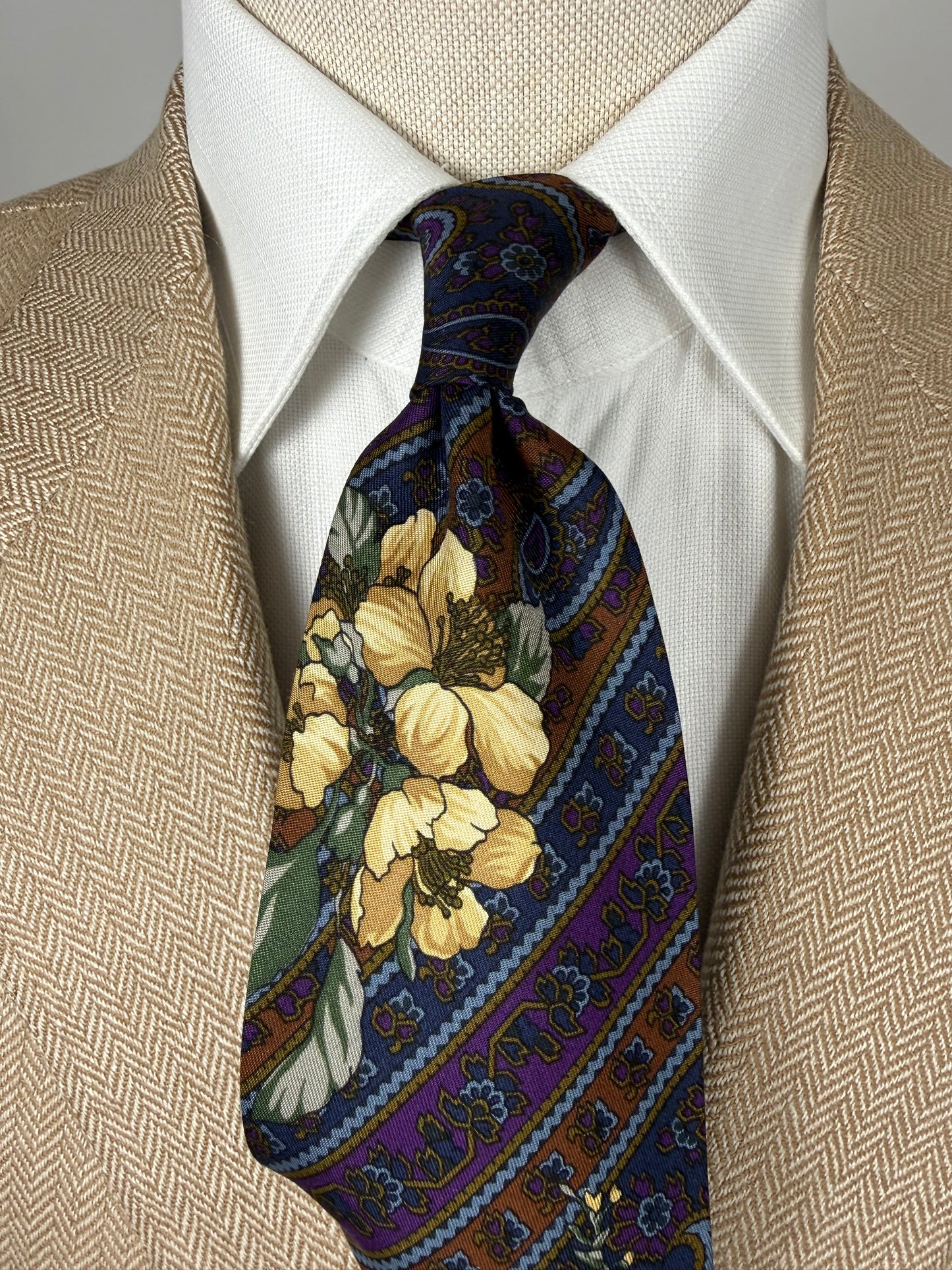 Cravatta Kenzo floreale e righe