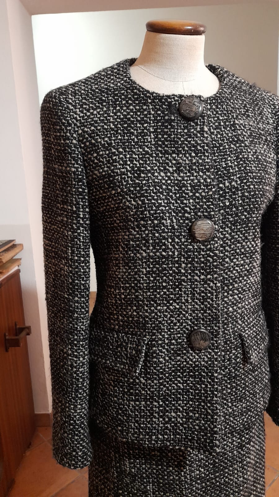 Max Mara skirt suit wool bouclé size 42