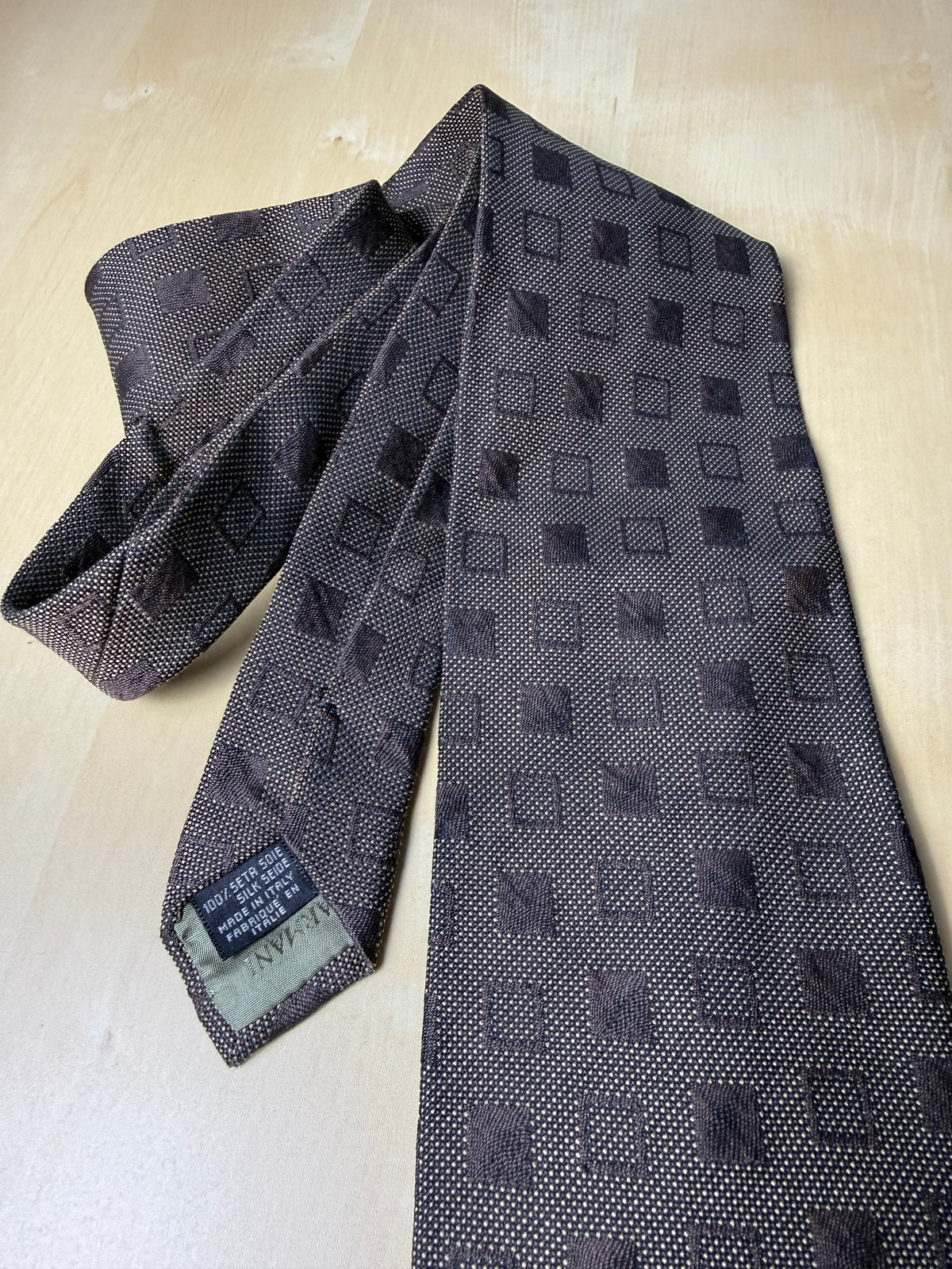 Cravatta Armani vintage marrone quadri