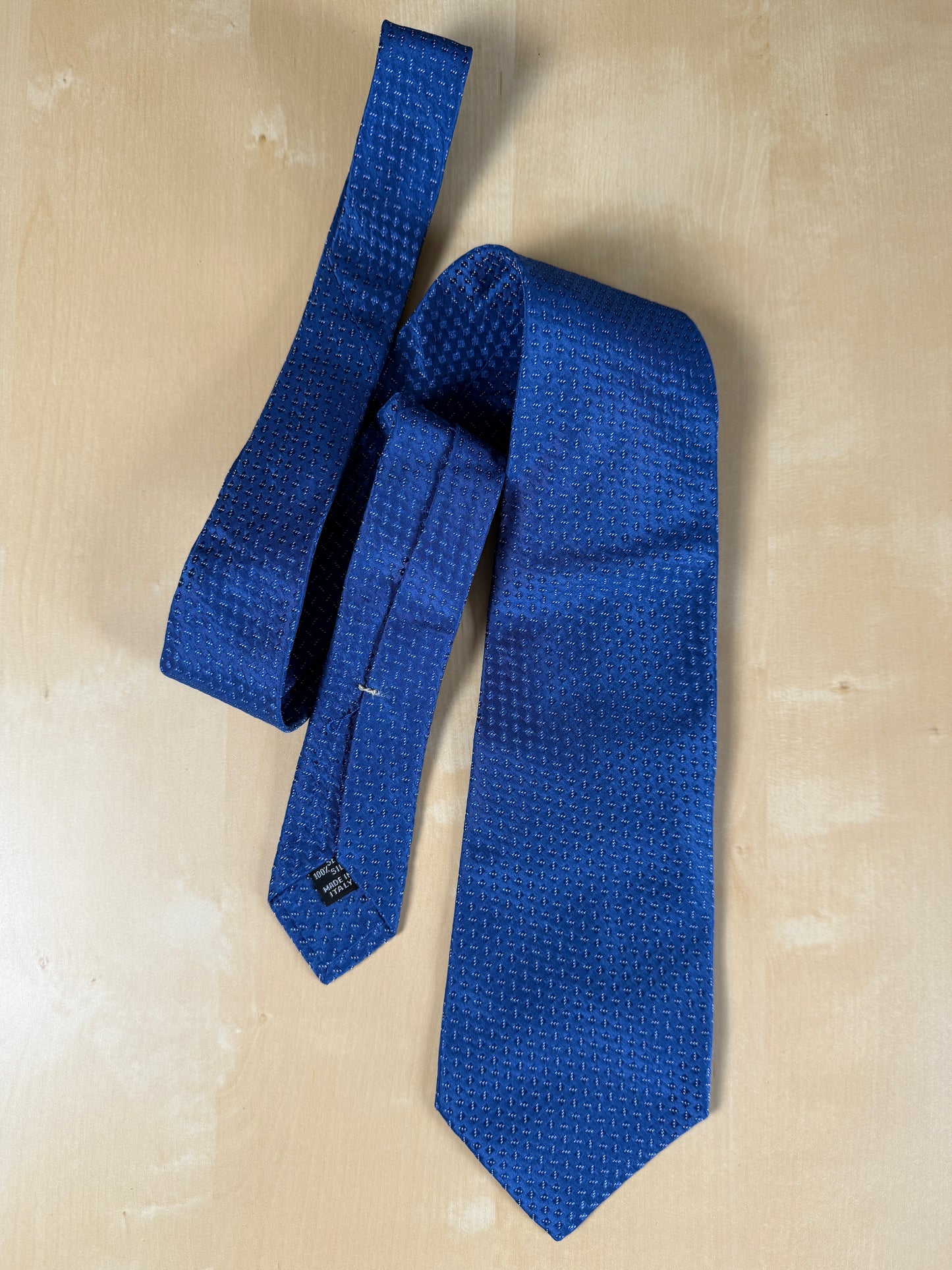 Cravatta Isaia napoletana 7 pieghe