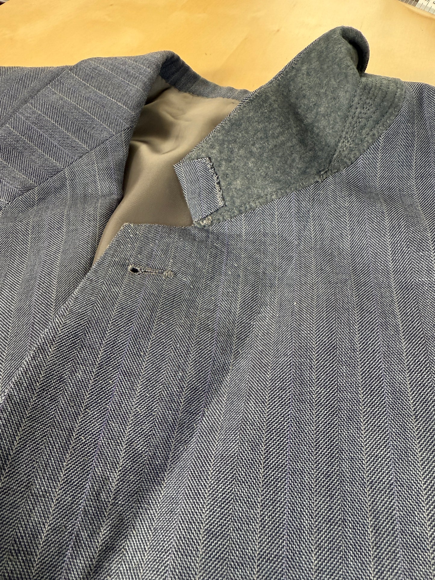 Completo sartoriale anni ‘60/'70 in grisaglia color carta da zucchero gessato - tg. 50/52