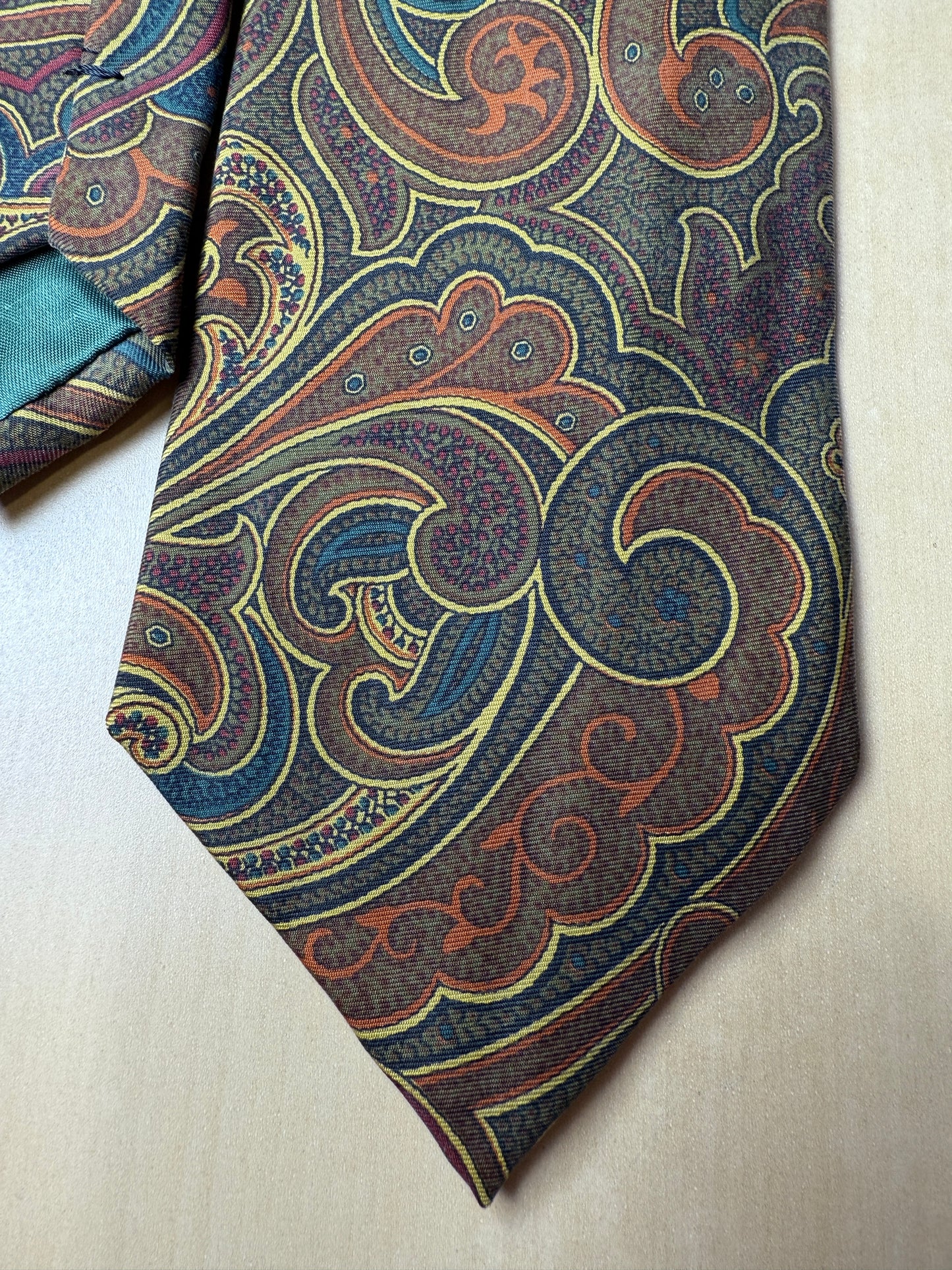 Cravatta paisley cachi e verde