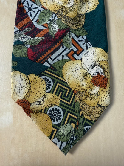 Cravatta Armani in crêpe di seta floreale