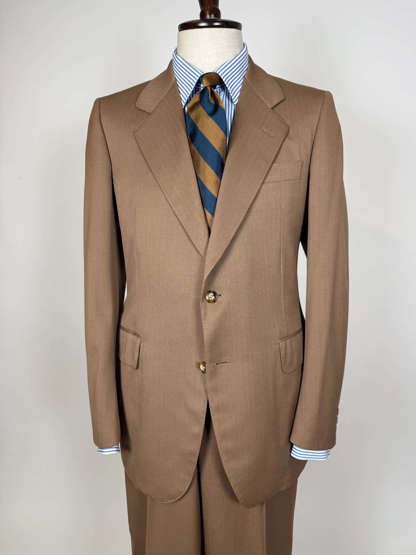 Completo Corneliani anni ‘70 lana pettinata marrone - tg. 48