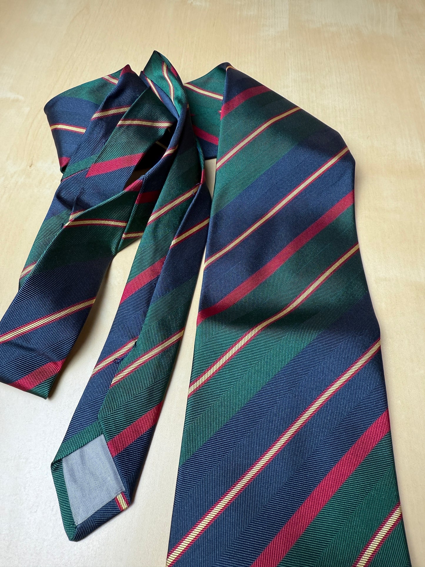 Cravatta regimental verde rosso navy