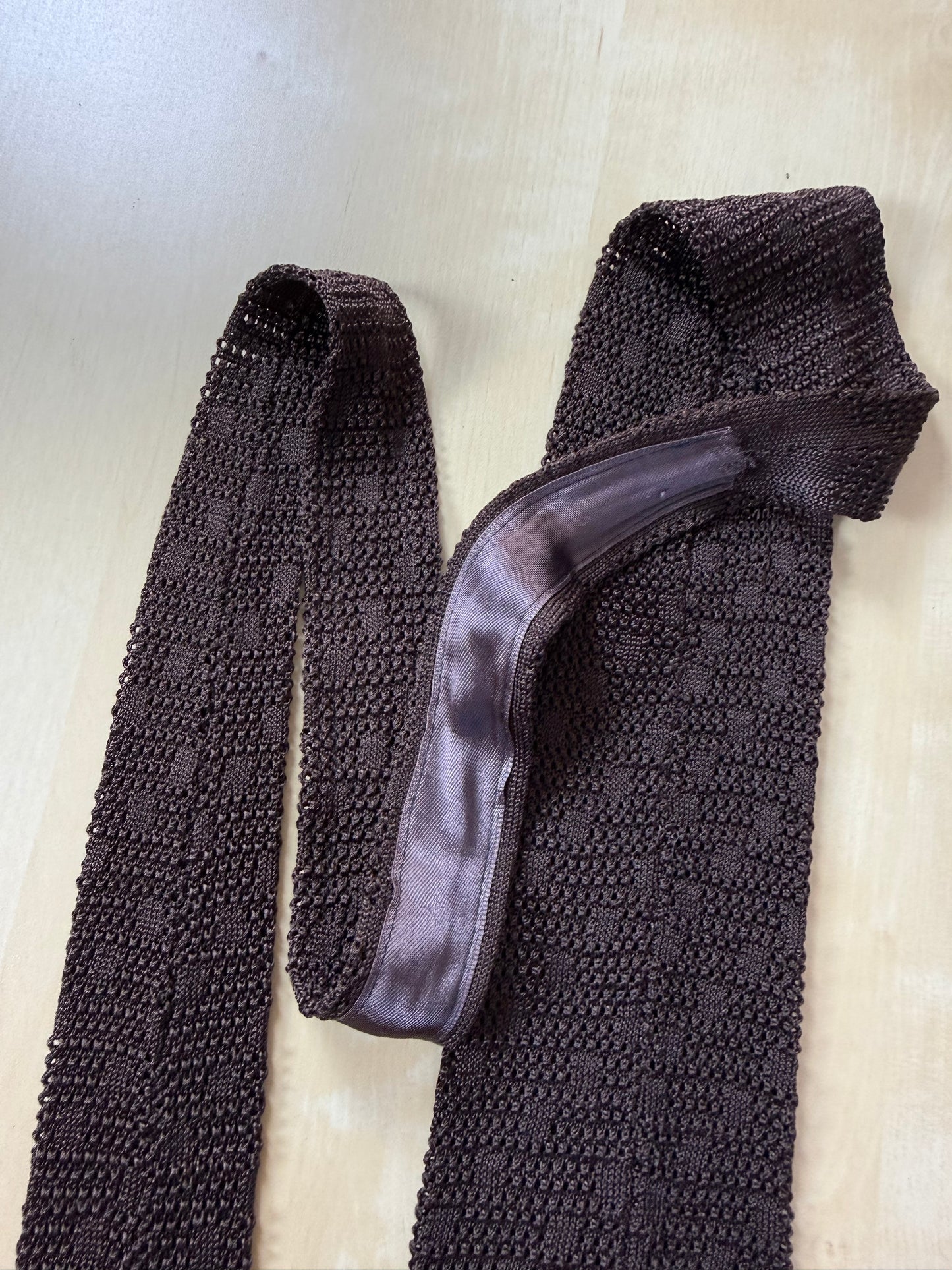 Cravatta tricot in seta marrone anni '70