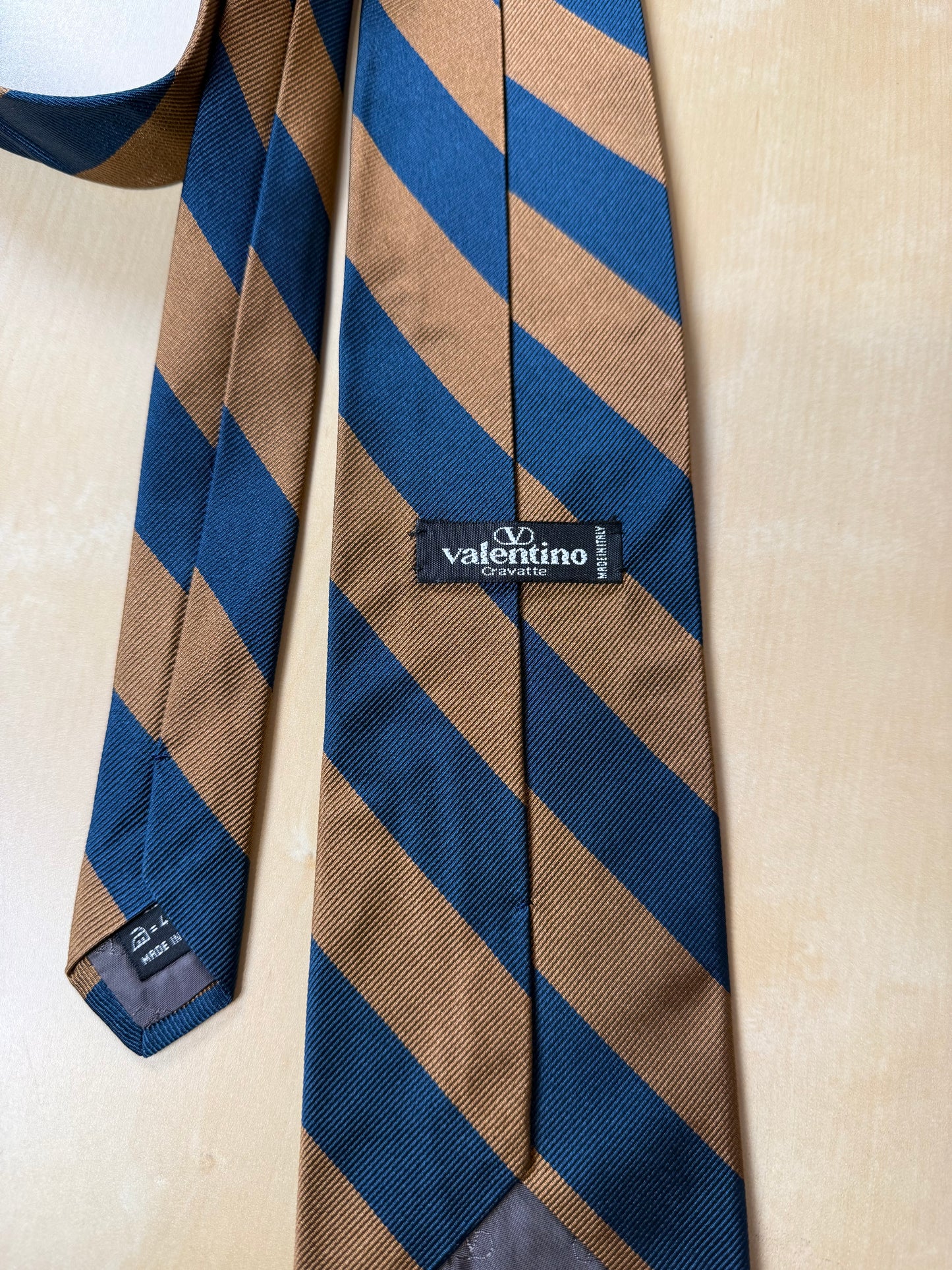 Cravatta Valentino righe blu e marrone