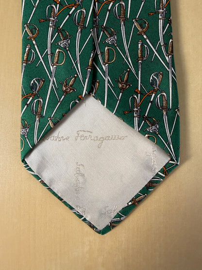 Cravatta Ferragamo per Arma dei Carabinieri con sciabole e spade