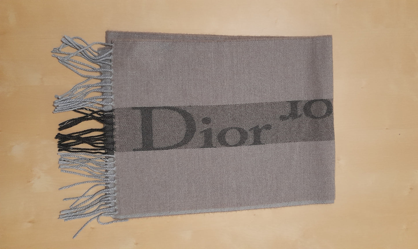 Sciarpa Christian Dior con firma