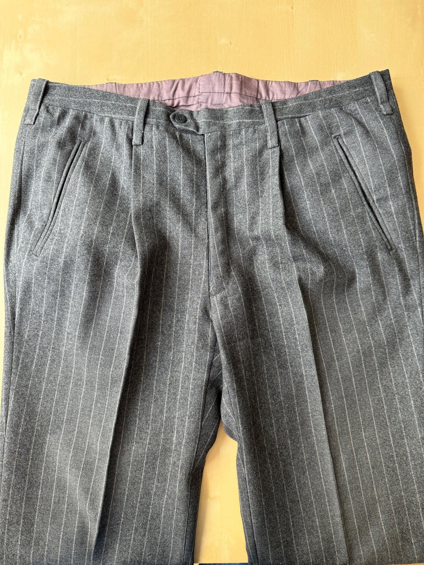 Completo doppiopetto sartoriale anni ‘70 in flanella grigio gessato - tg. 50/52 drop basso