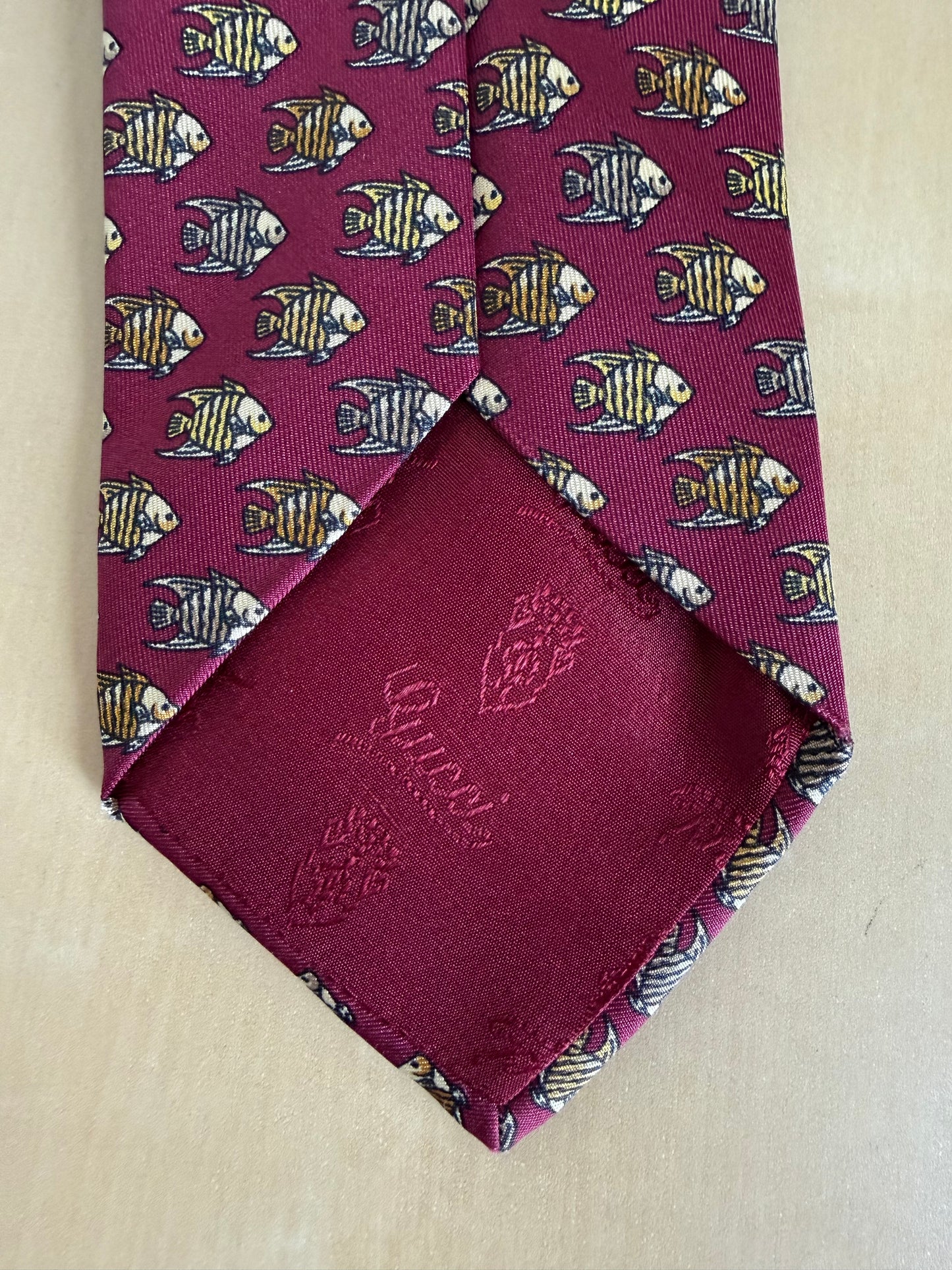 Cravatta Gucci bordeaux con pesci