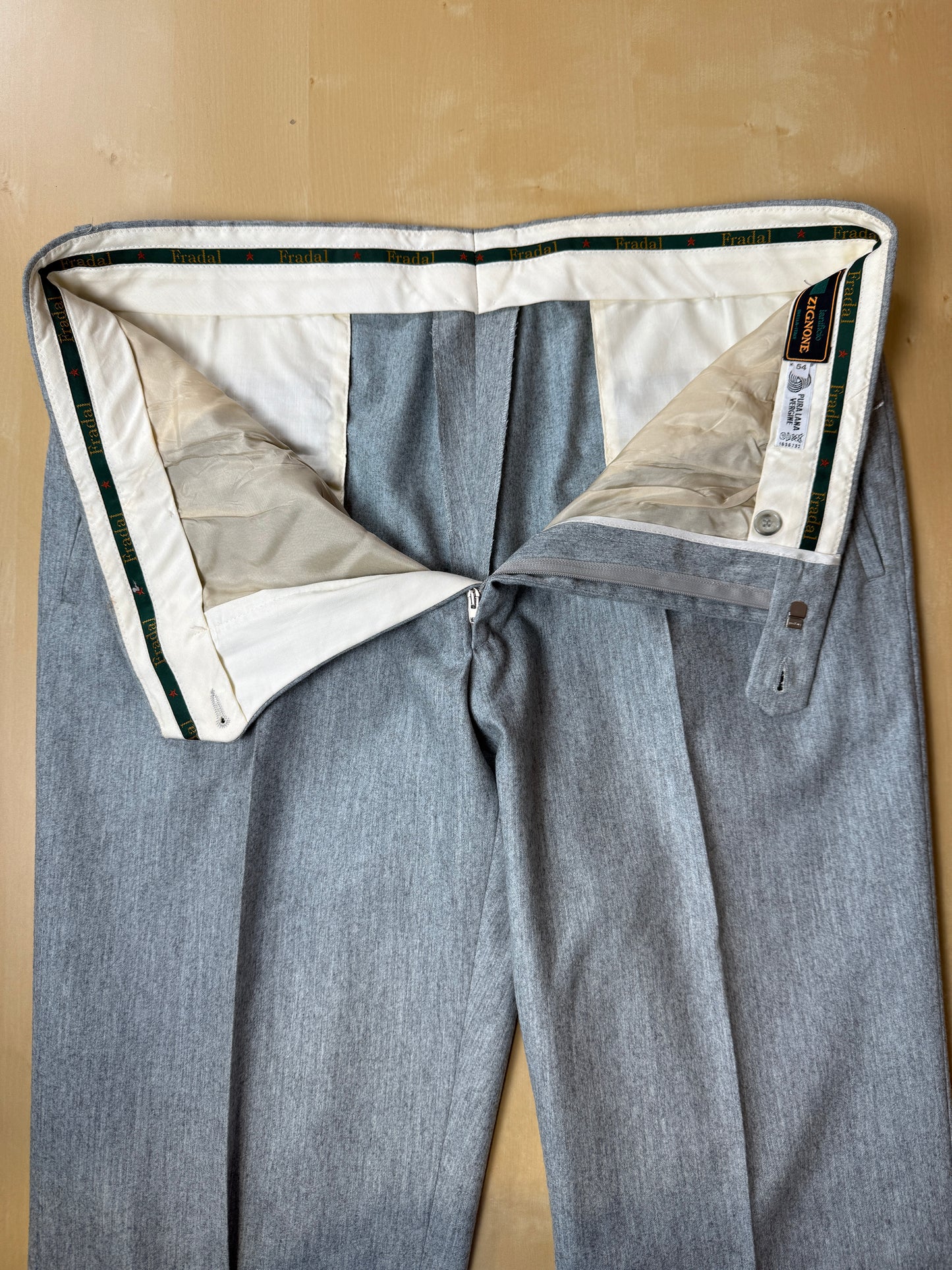 Pantaloni in flanella grigio chiaro anni ‘80 (NOS) - tg. 54