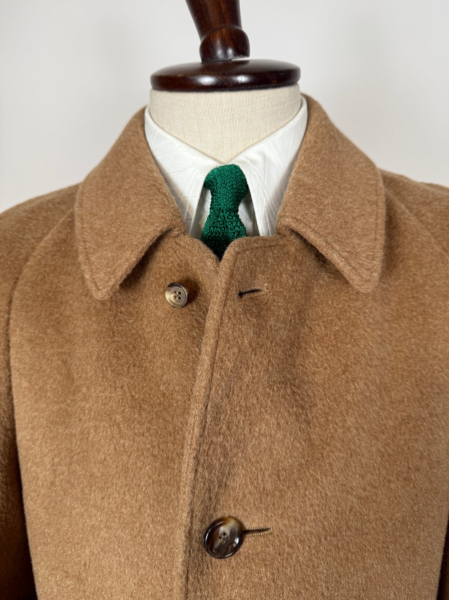 Cappotto raglan anni ‘70/‘80 in lana e lama color cammello - tg. 46-50