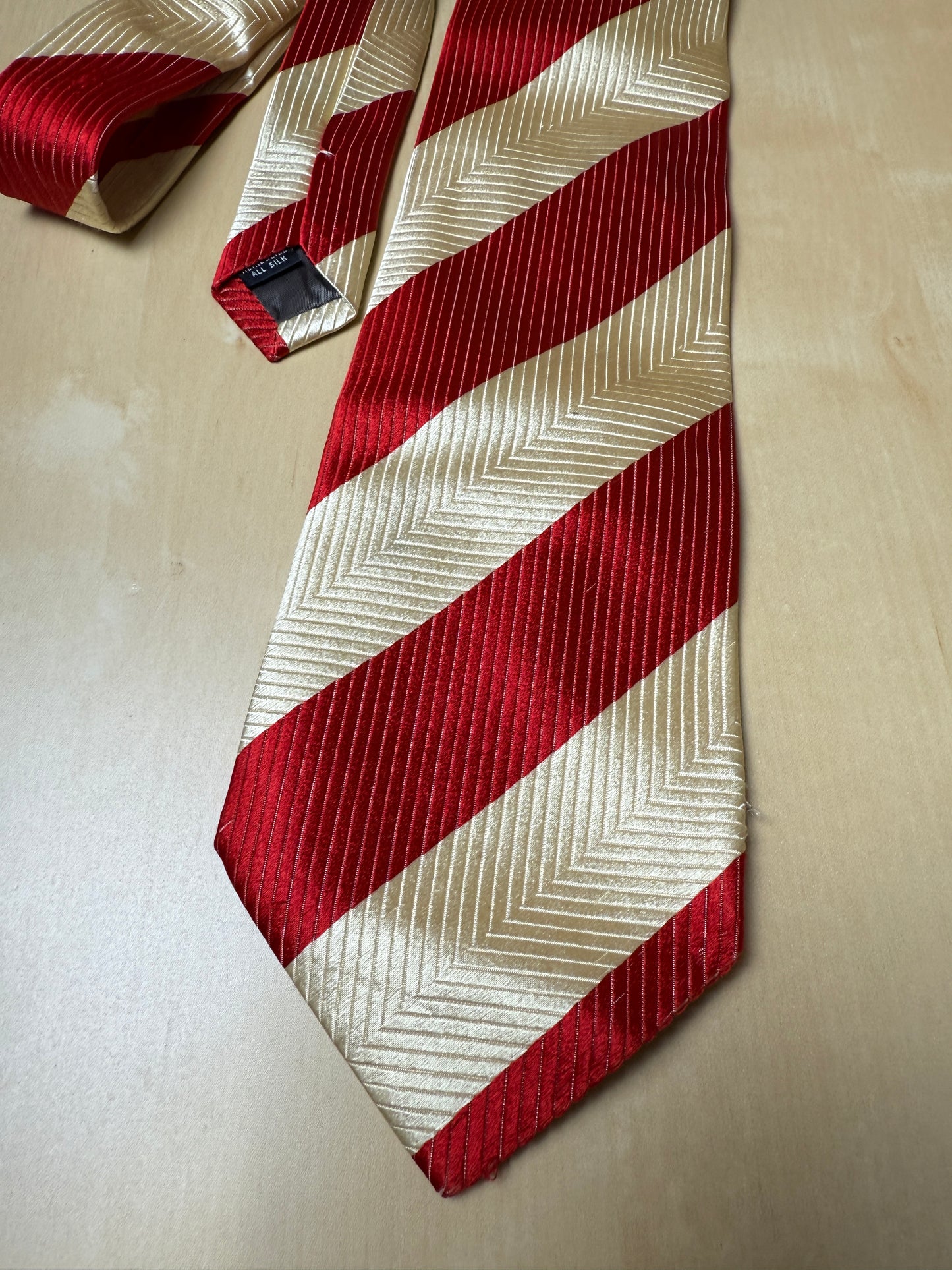 Cravatta regimental panna e rosso