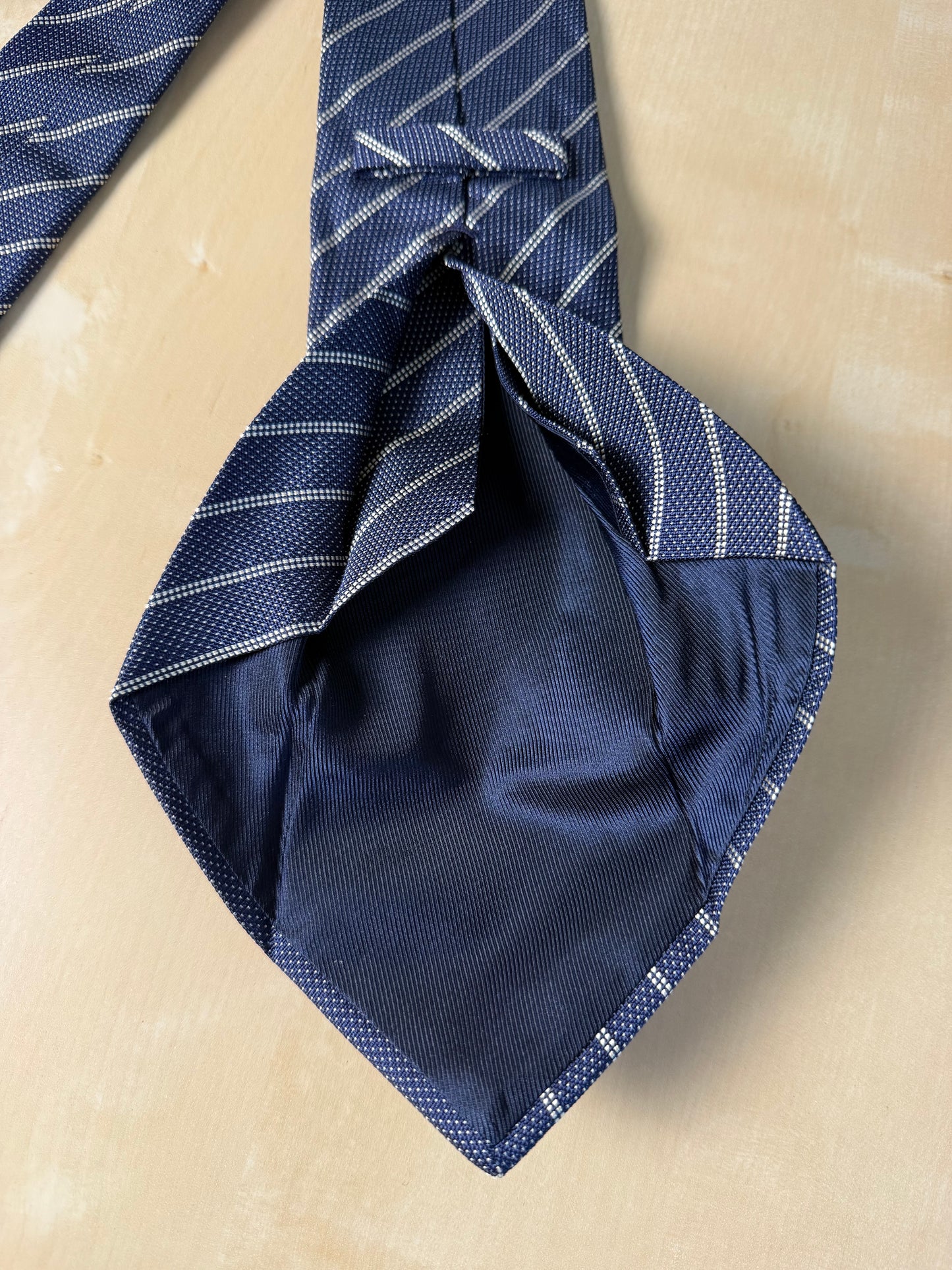 Cravatta Kiton 5 pieghe grenadine a righe