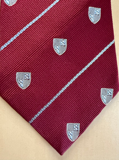 Cravatta regimental con stemmi