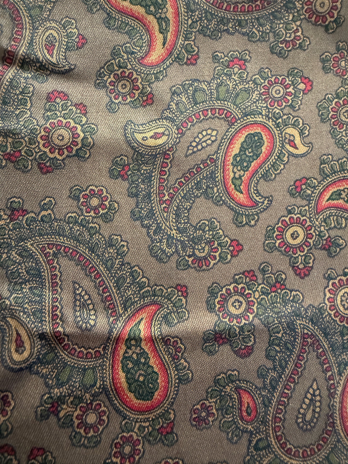 Sciarpa in seta Guy Laroche vintage paisley