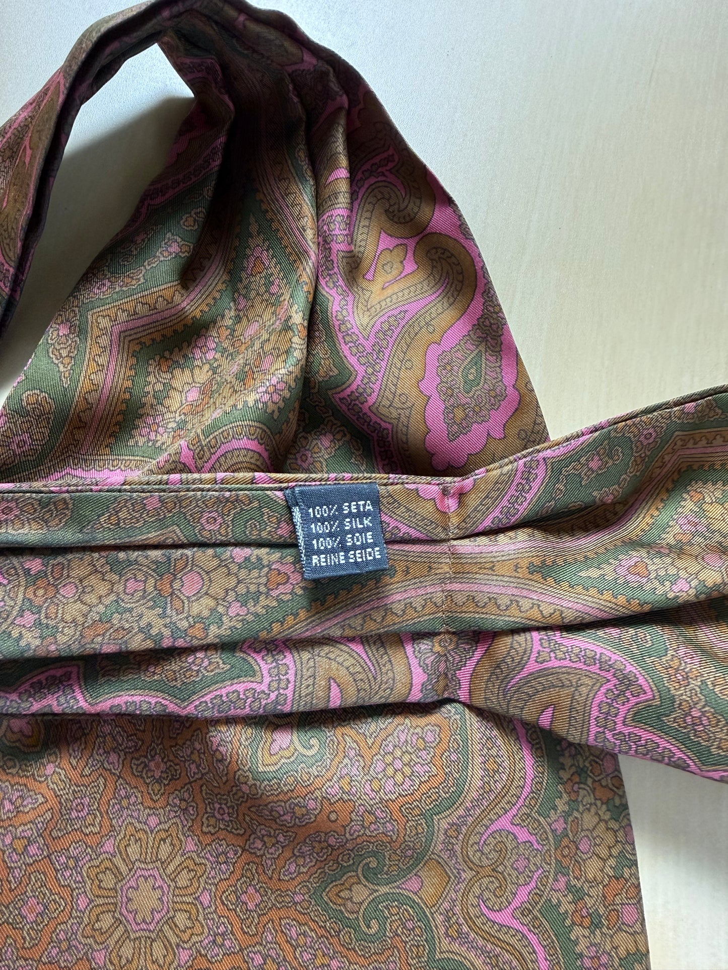 Ascot vintage paisley rosa e verde