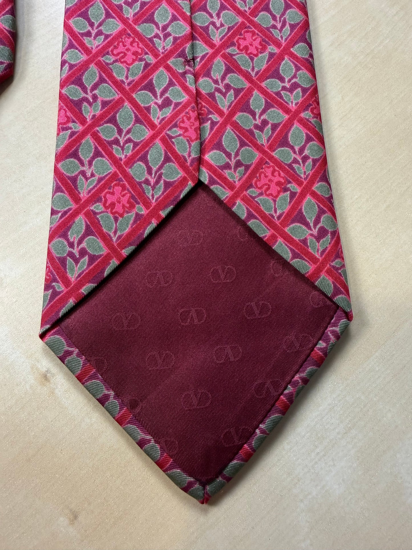 Cravatta Valentino floreale corallo