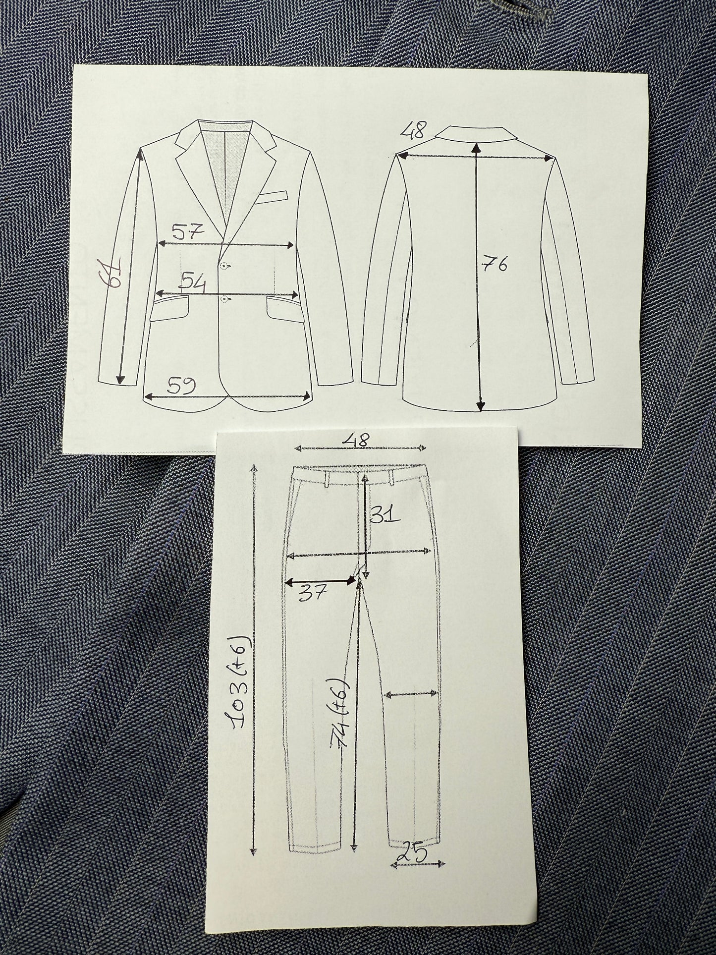 Completo sartoriale anni ‘60/'70 in grisaglia color carta da zucchero gessato - tg. 50/52