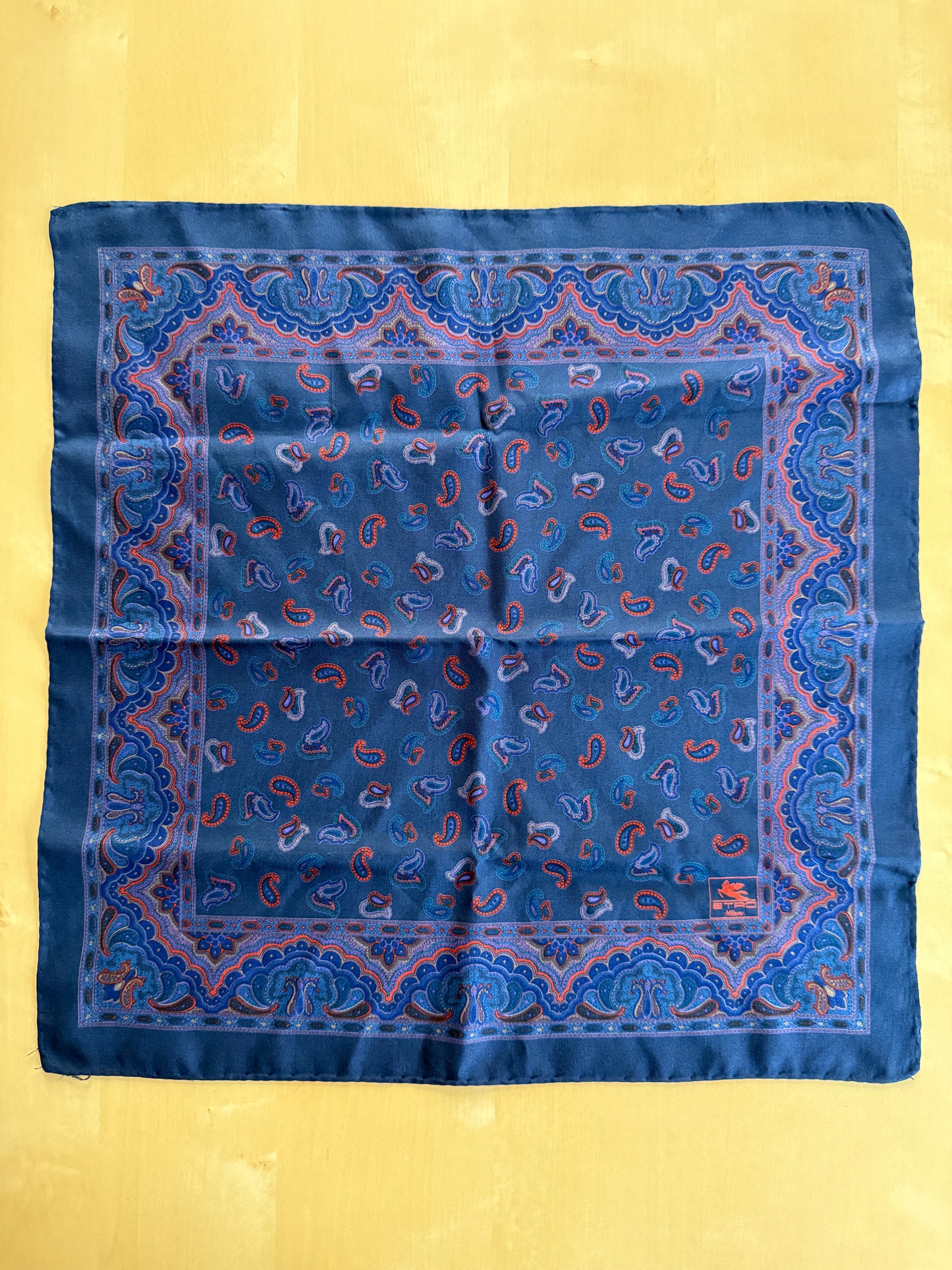 Pochette in seta Etro blu fantasia paisley